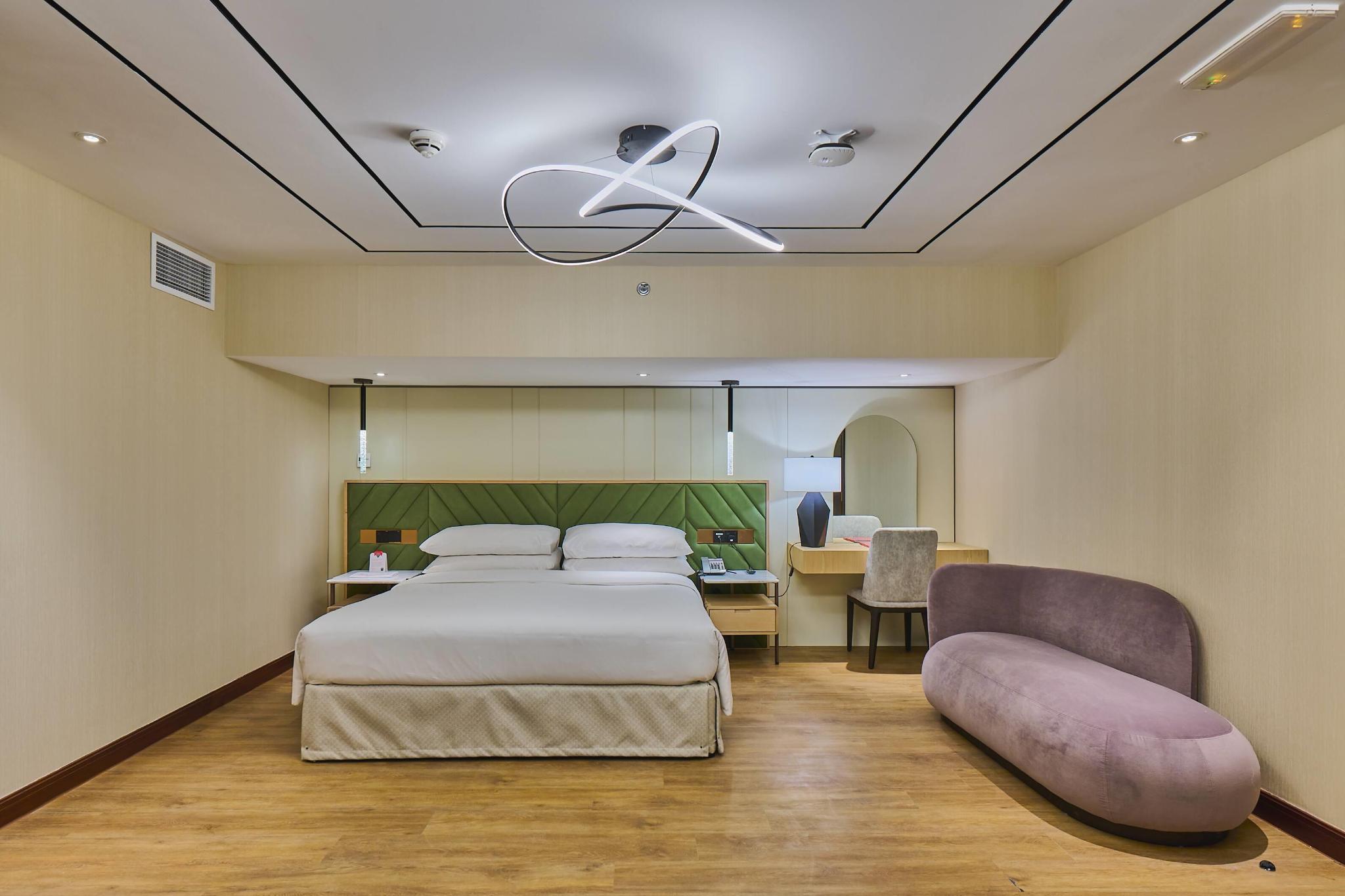 hotel-thumb