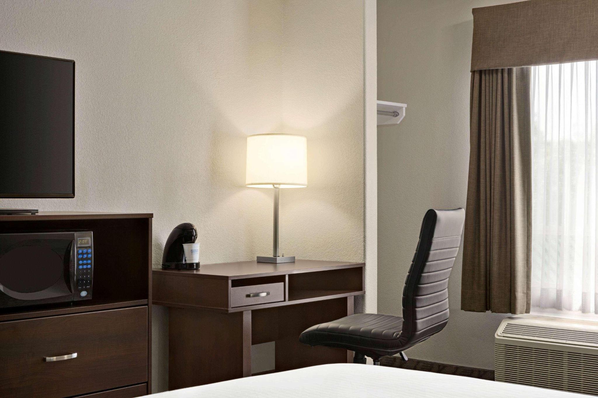 hotel-thumb