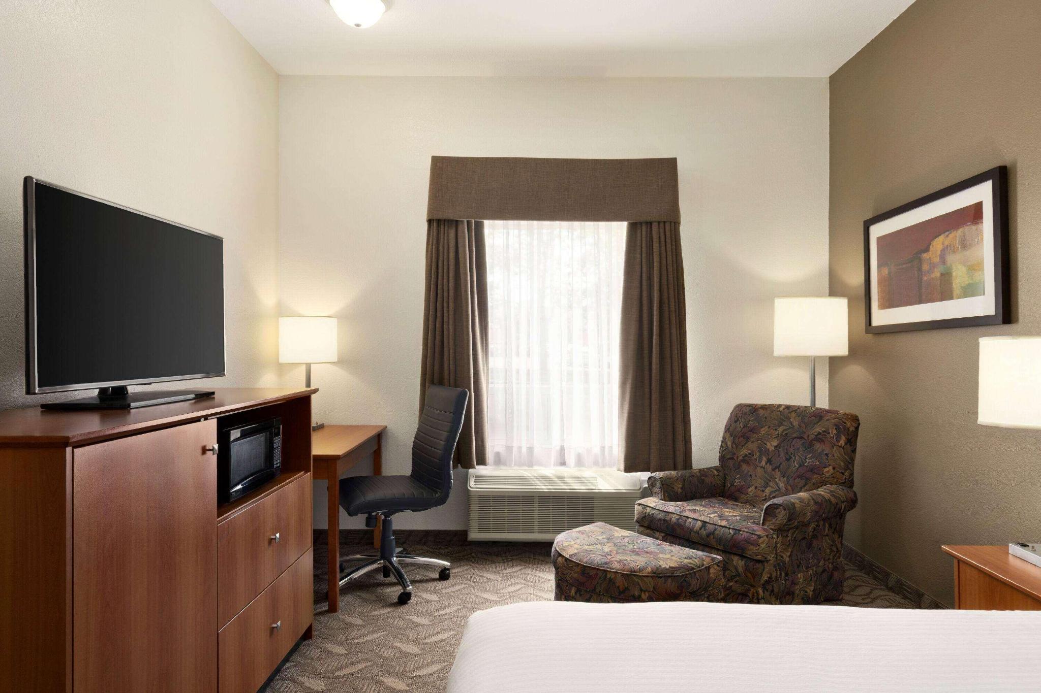 hotel-thumb