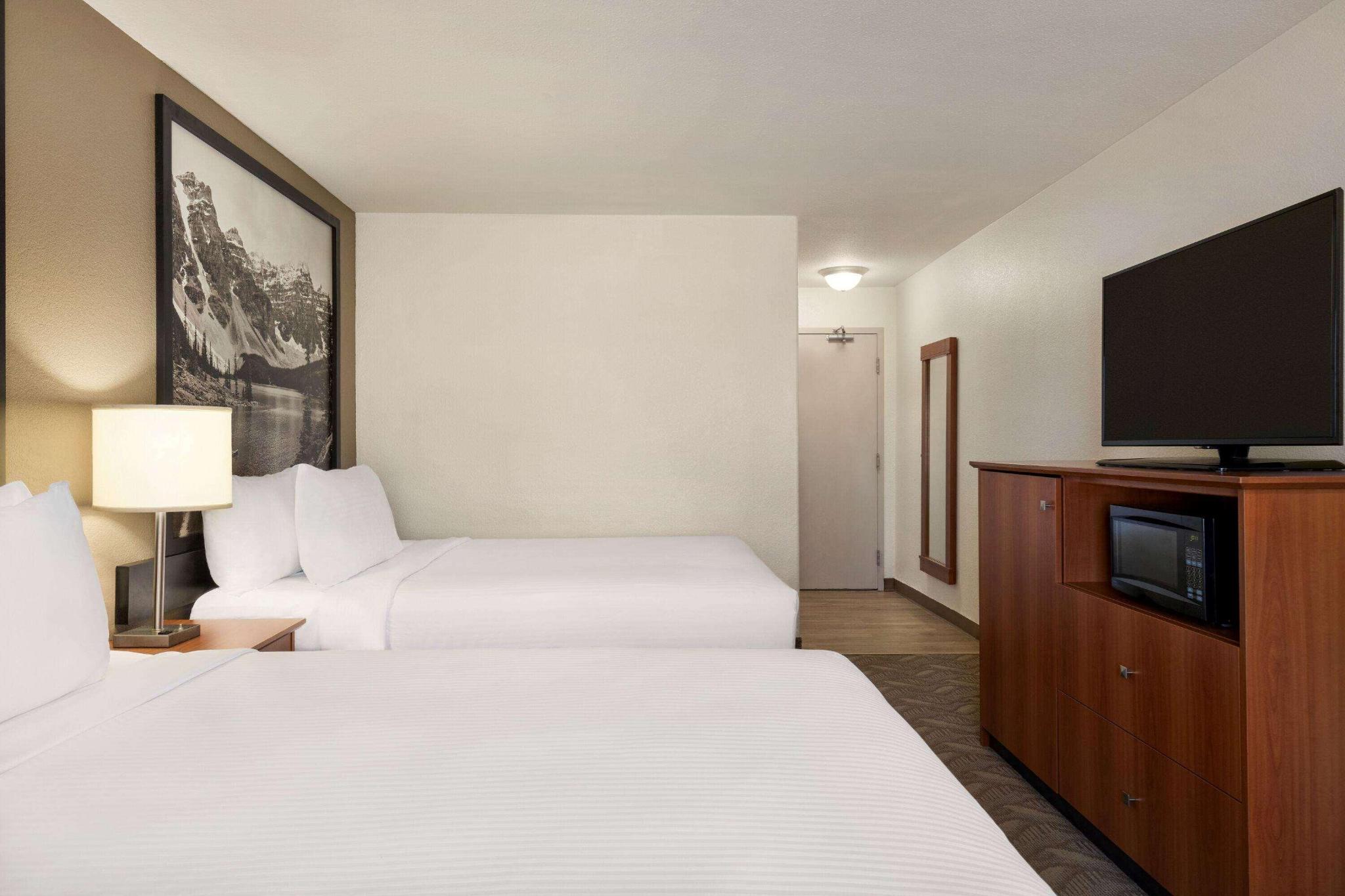 hotel-thumb