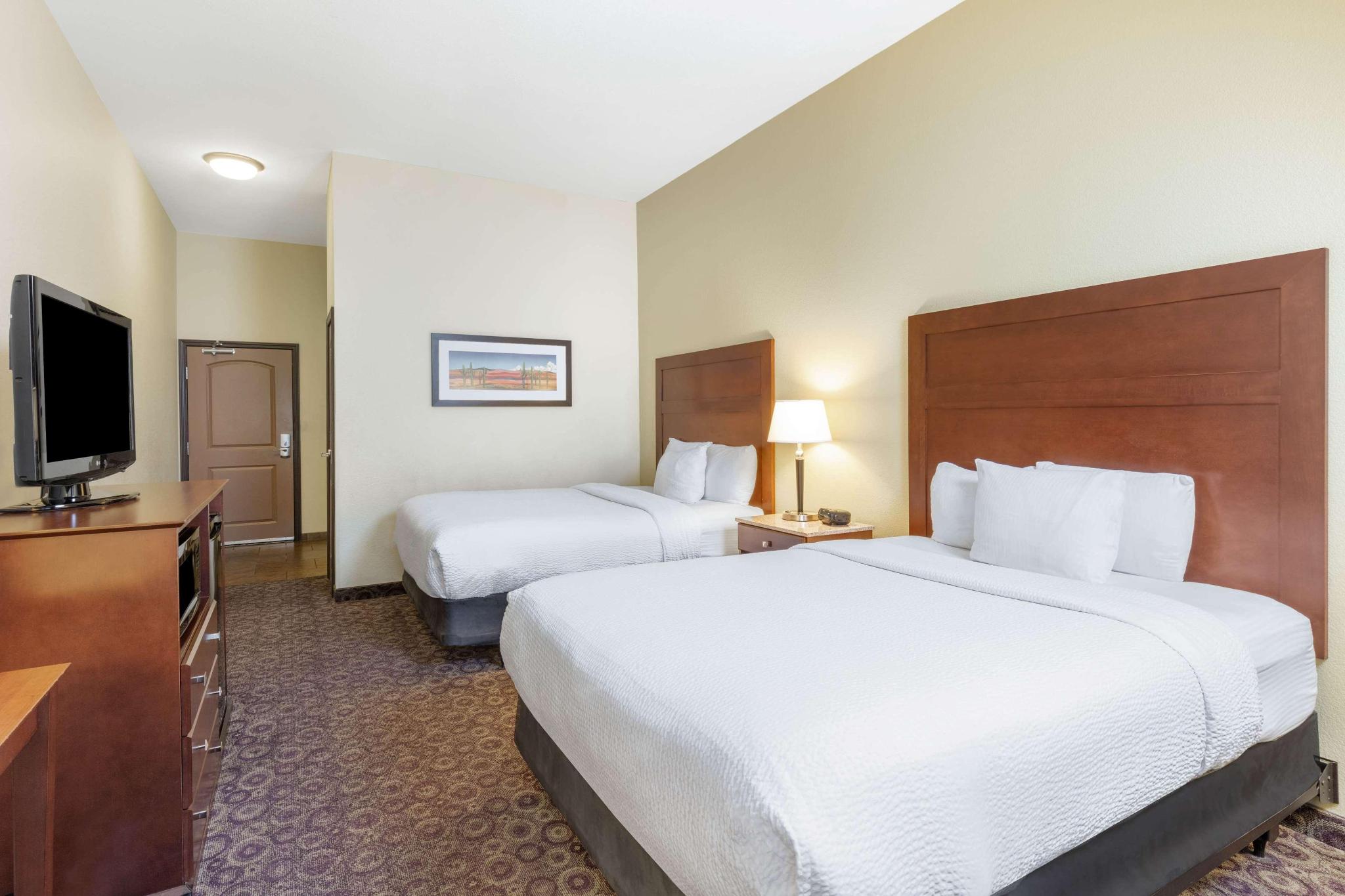hotel-thumb