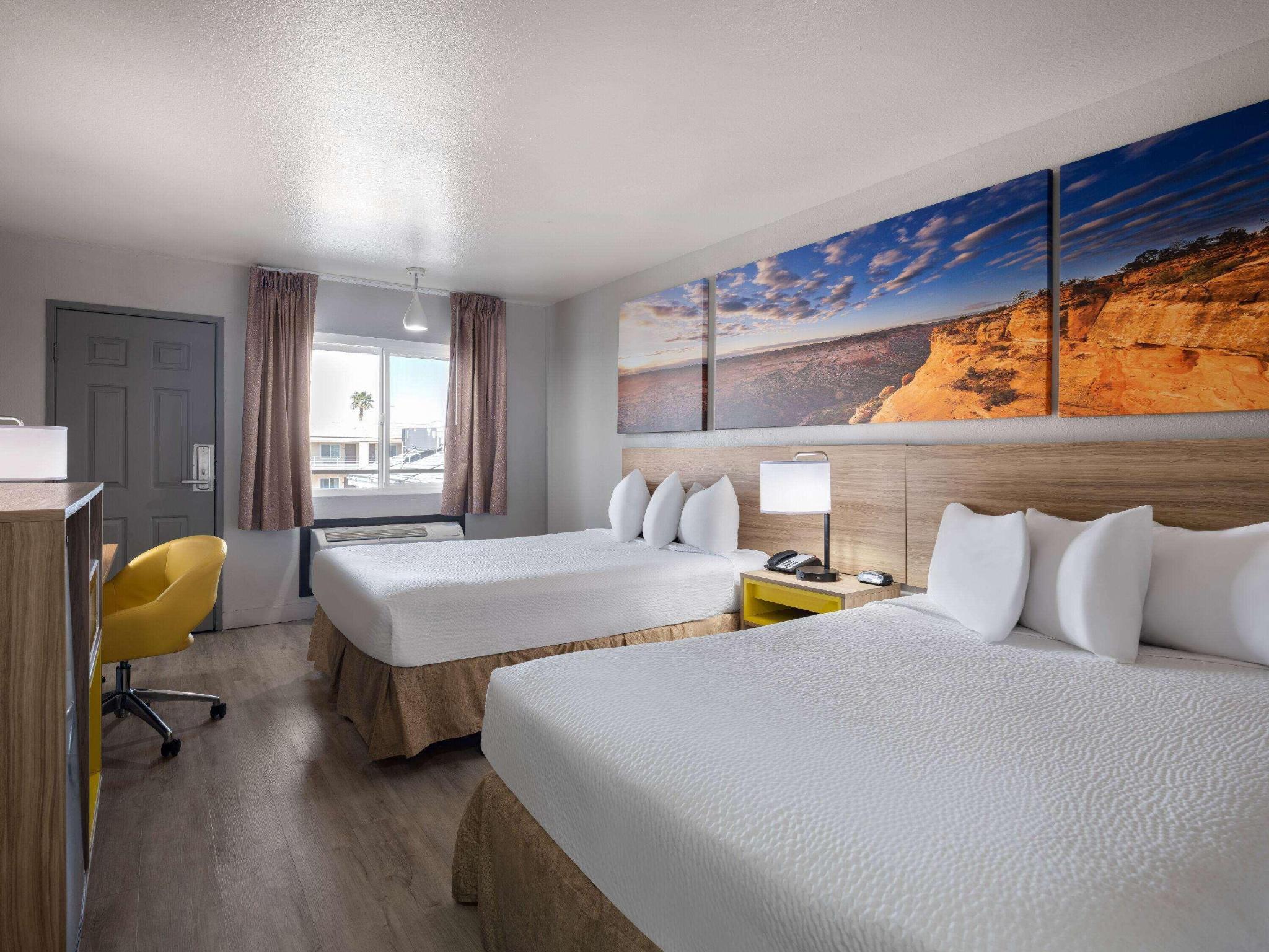 hotel-thumb