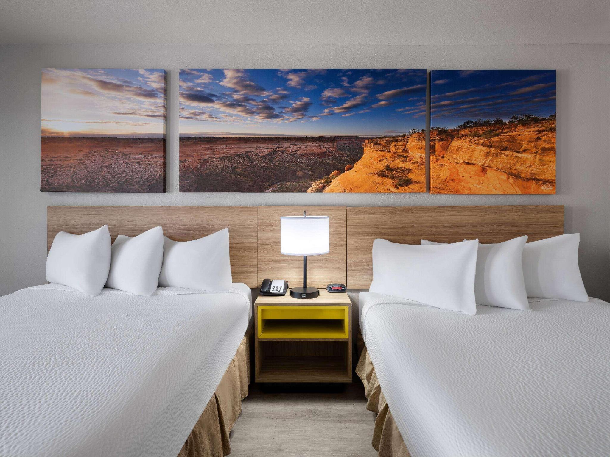 hotel-thumb