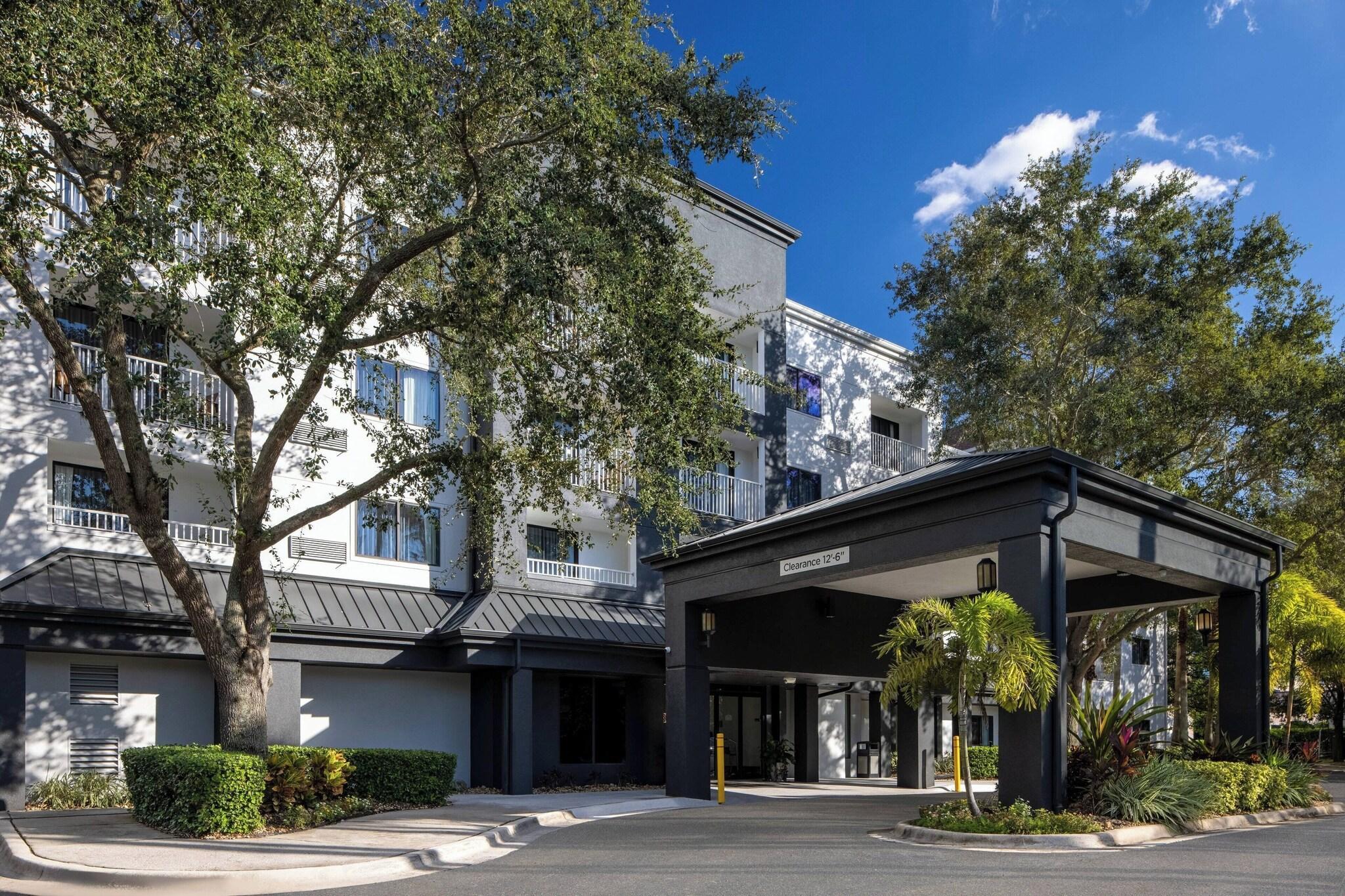 hotel-thumb