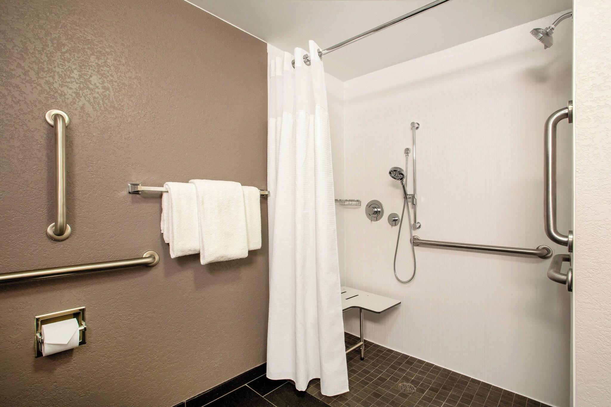 hotel-thumb