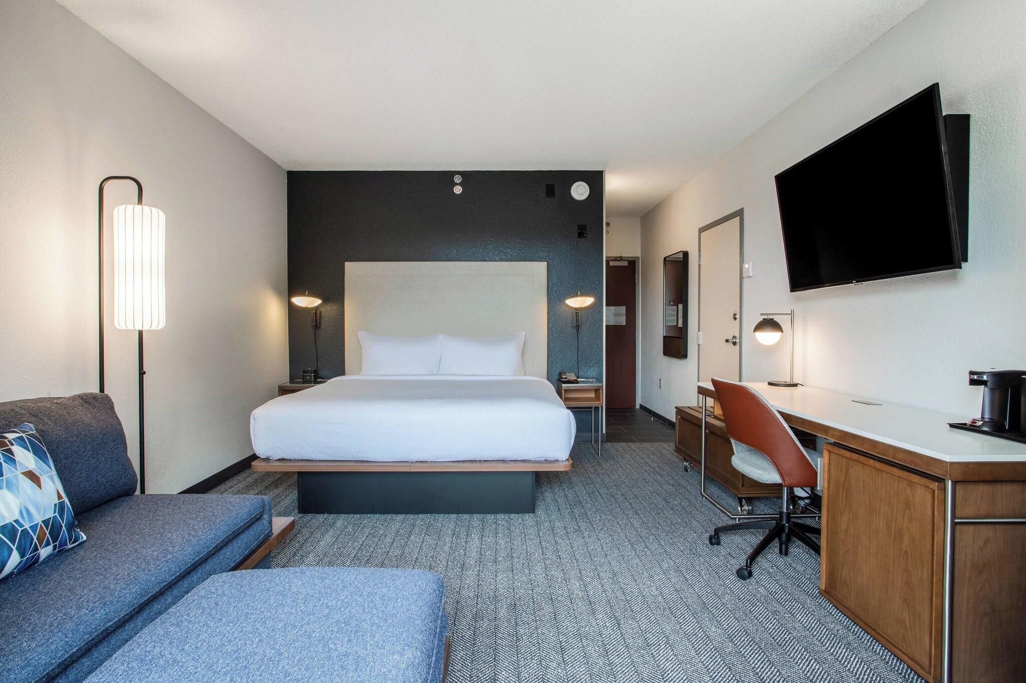 hotel-thumb