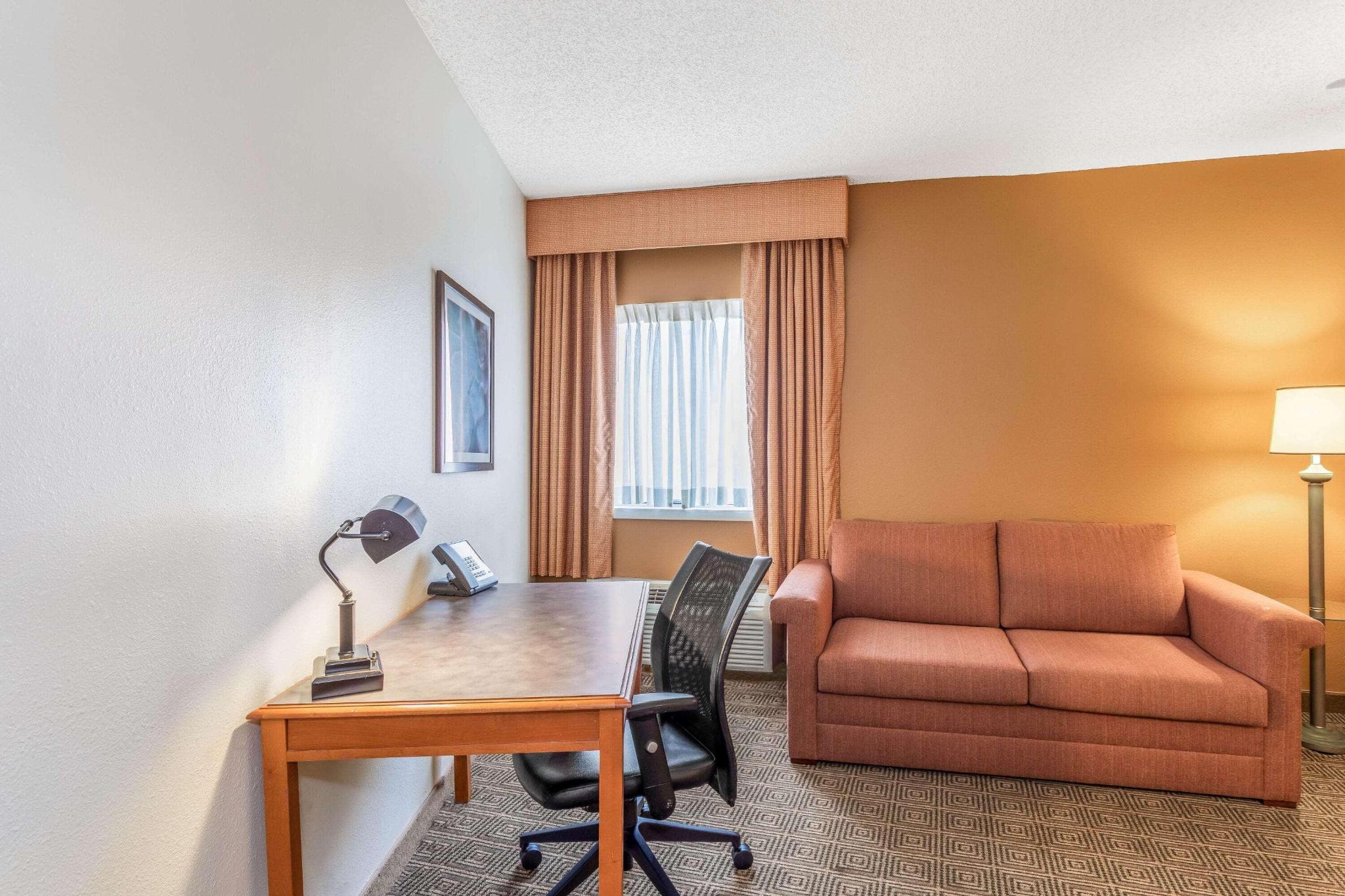 hotel-thumb