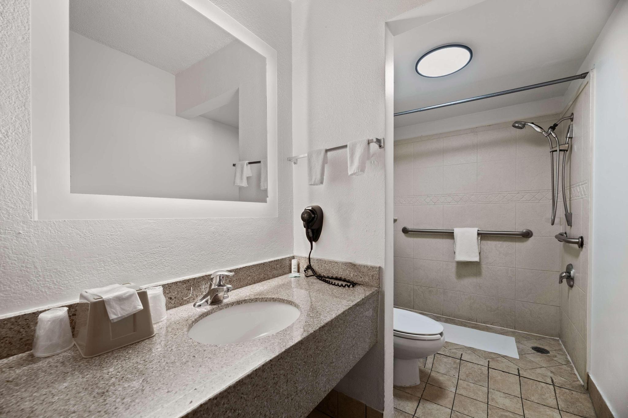 hotel-thumb