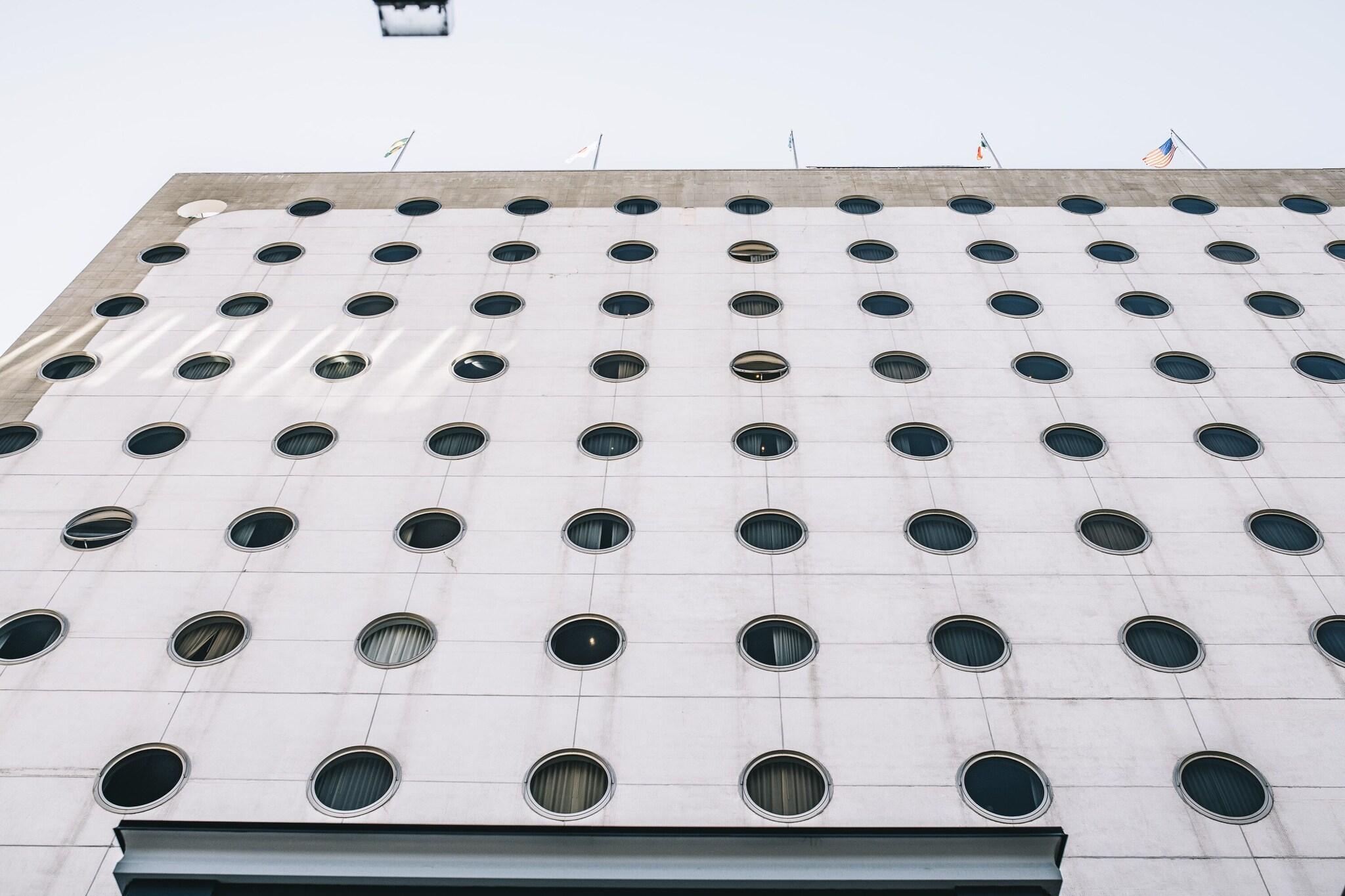 hotel-thumb