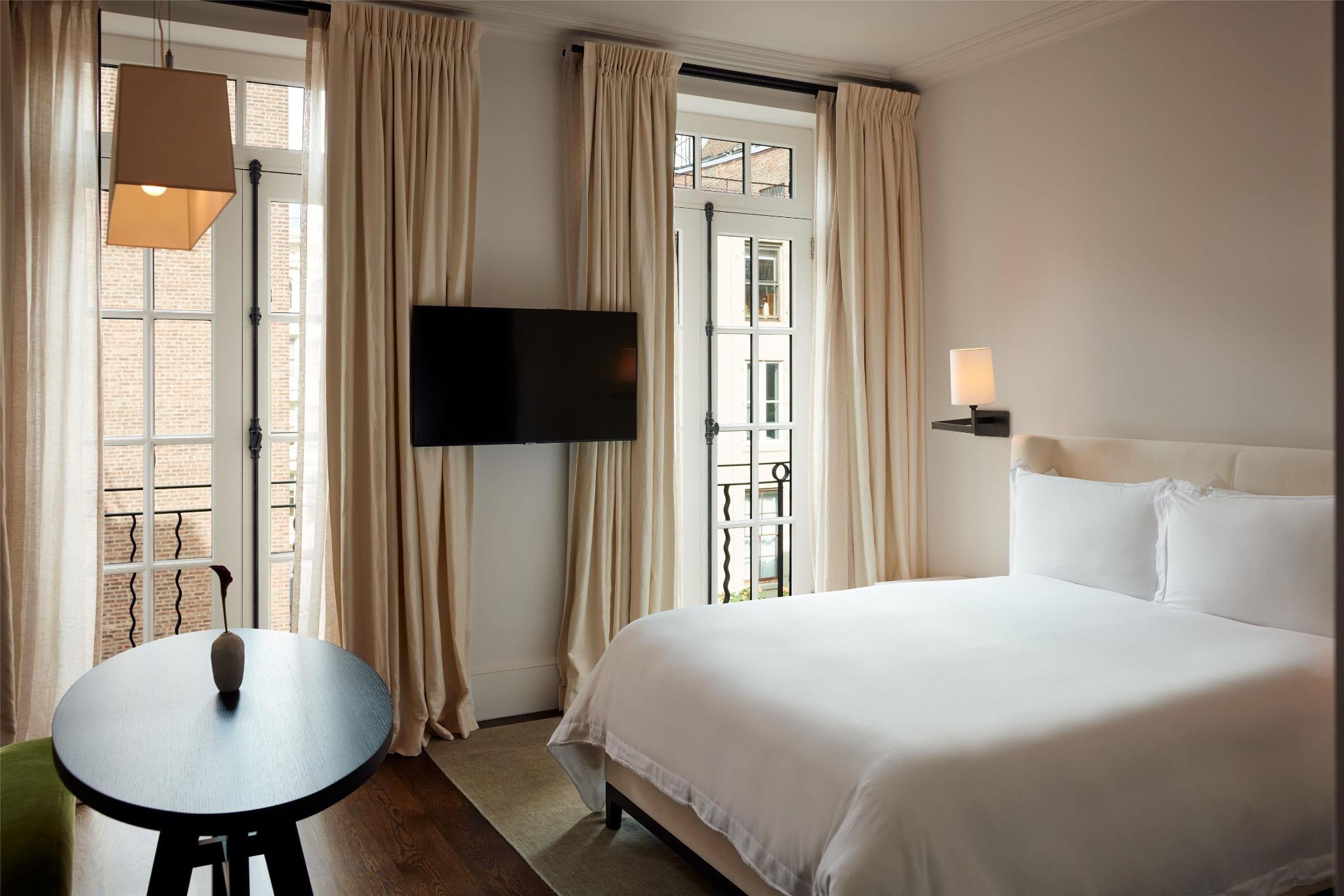 hotel-thumb