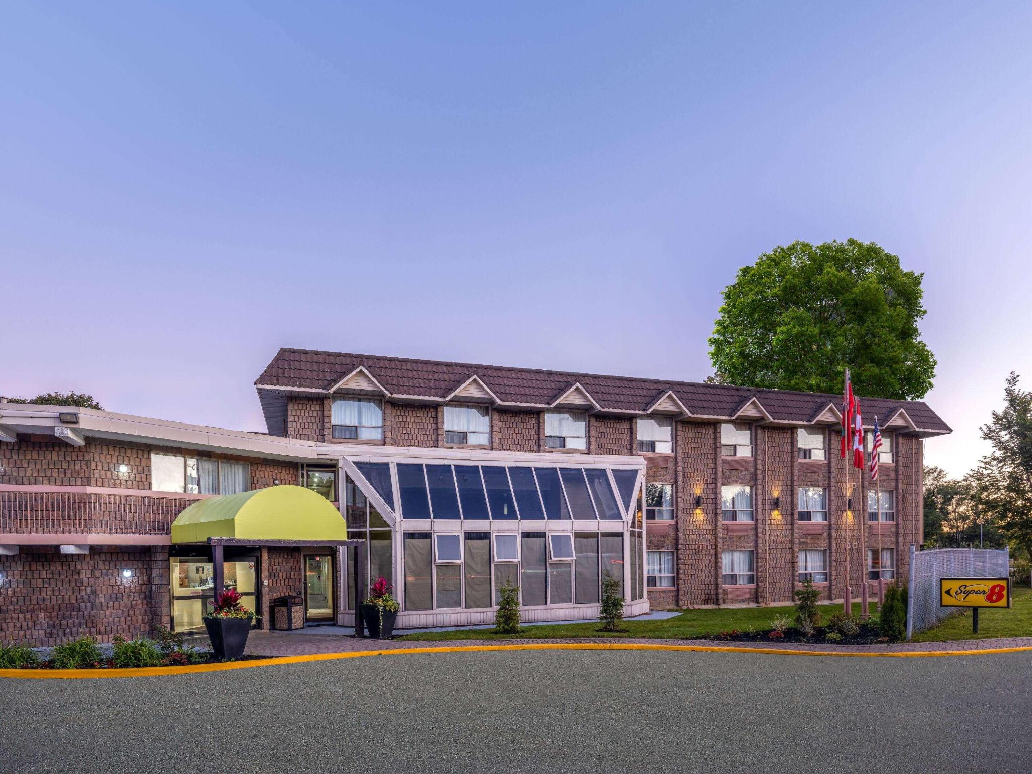 hotel-thumb