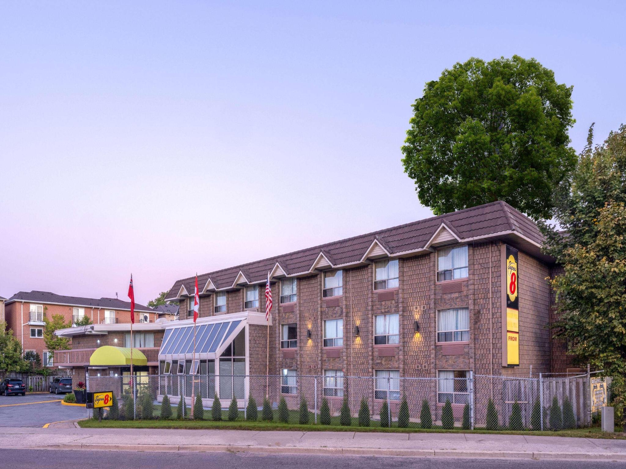 hotel-thumb
