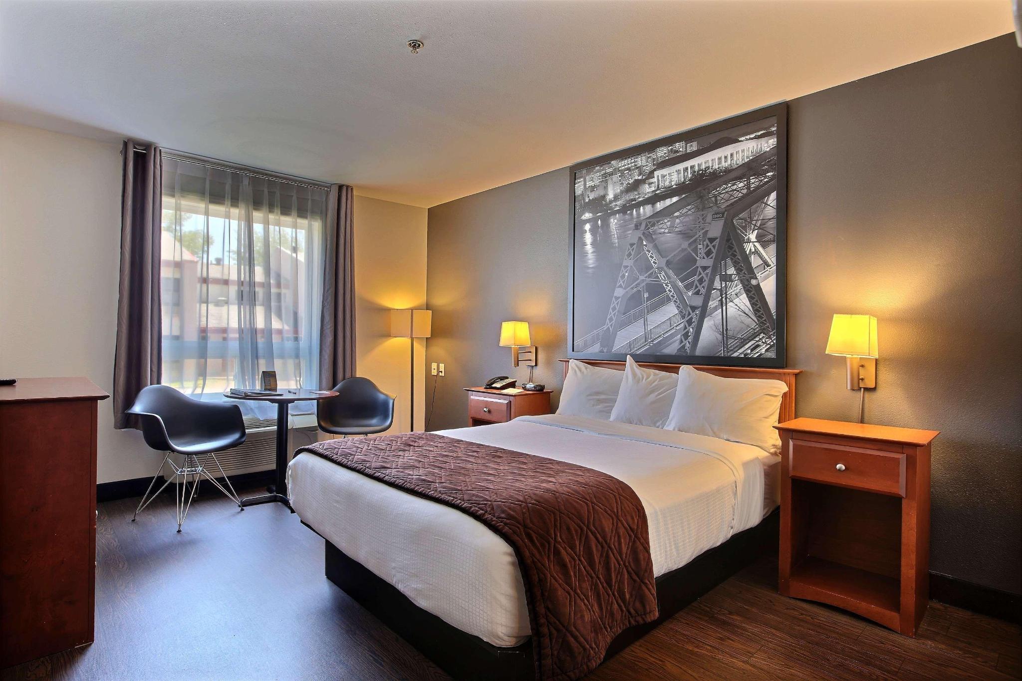 hotel-thumb