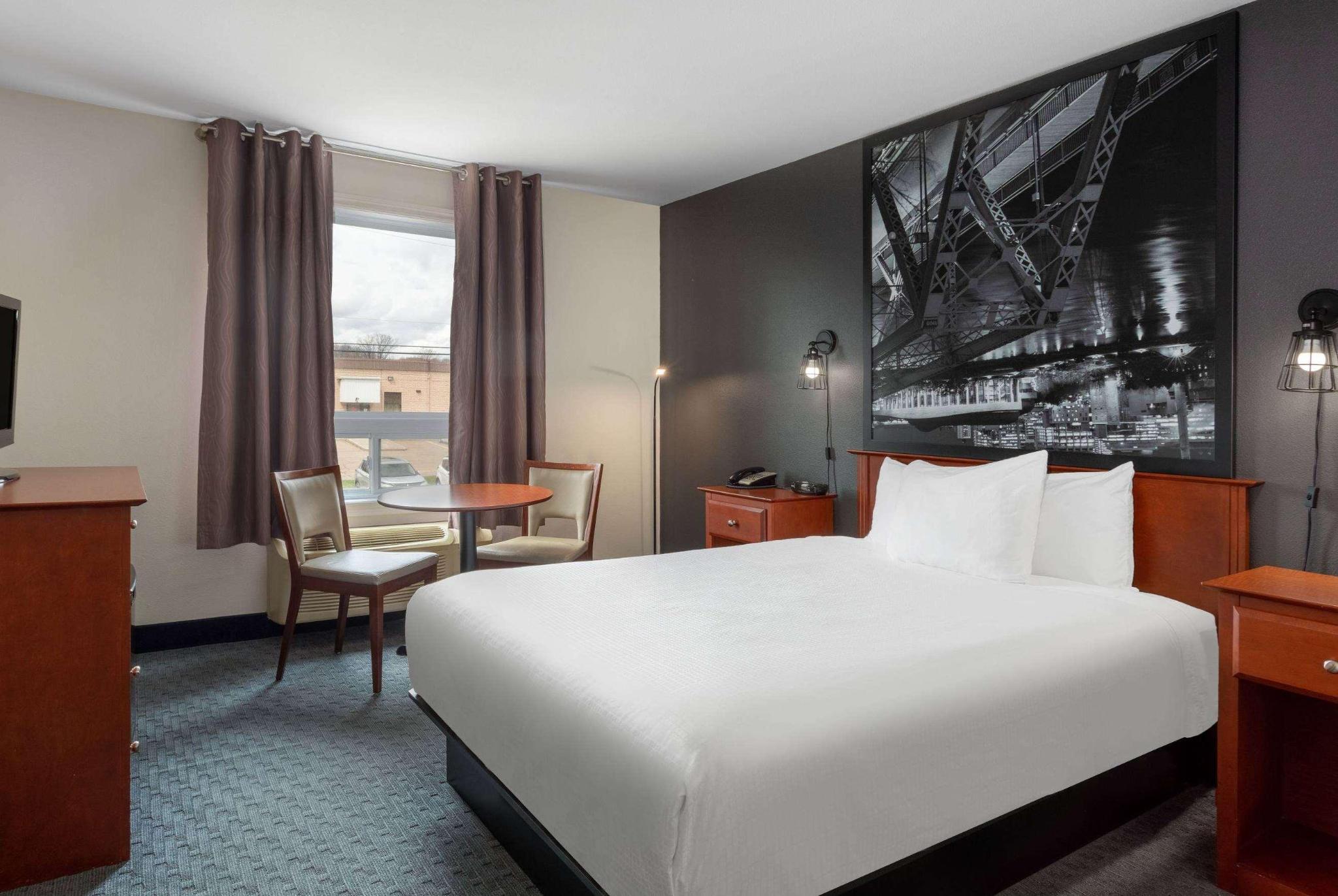 hotel-thumb