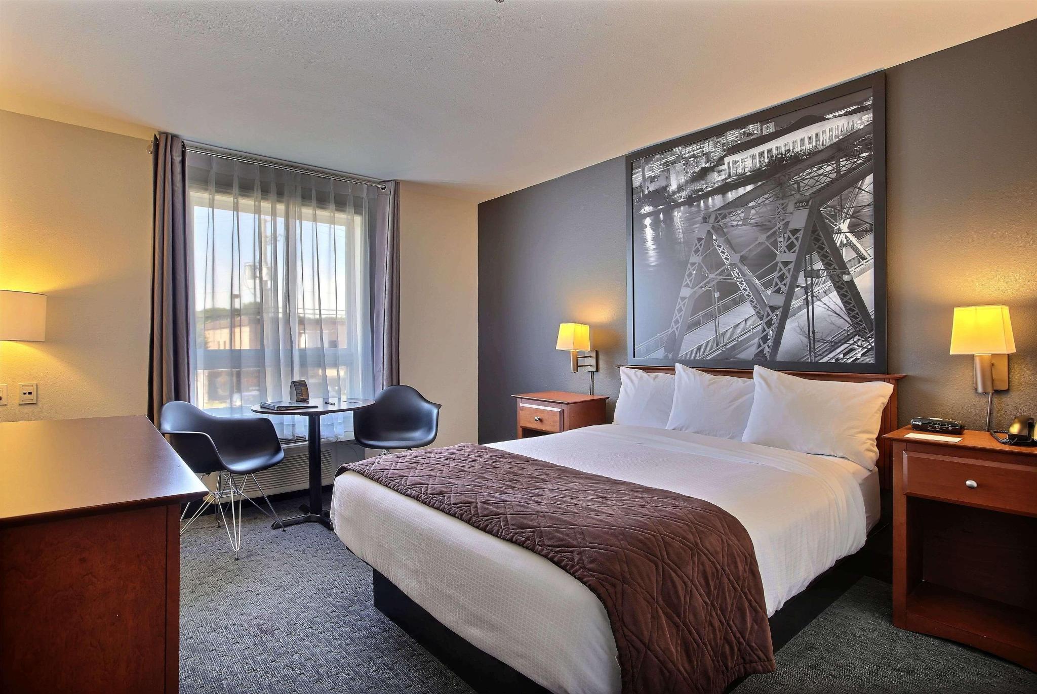 hotel-thumb