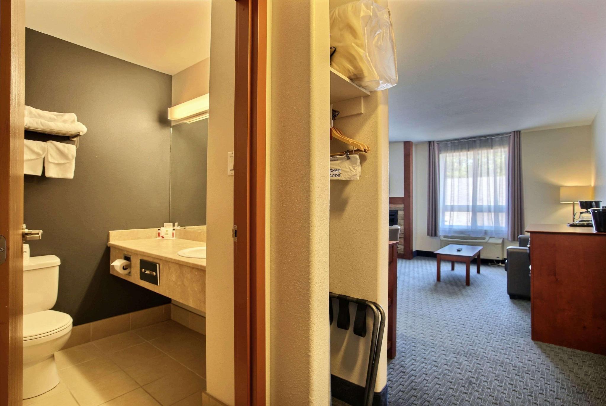 hotel-thumb