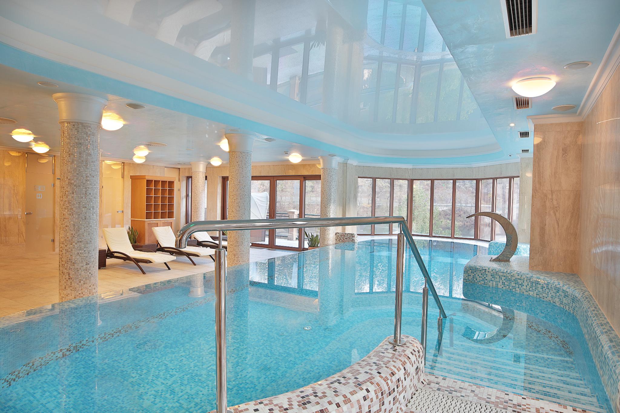 Luxury Wellness Hotel Retro Riverside en Karlovy Vary Luxury Wellness Hotel Retro Riverside en Karlovy Vary