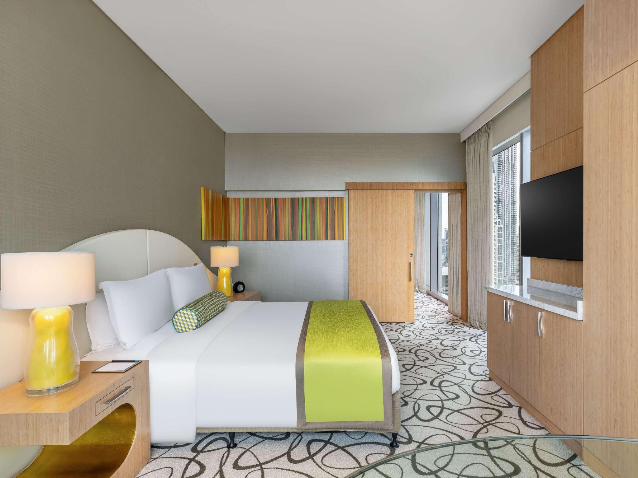 hotel-thumb