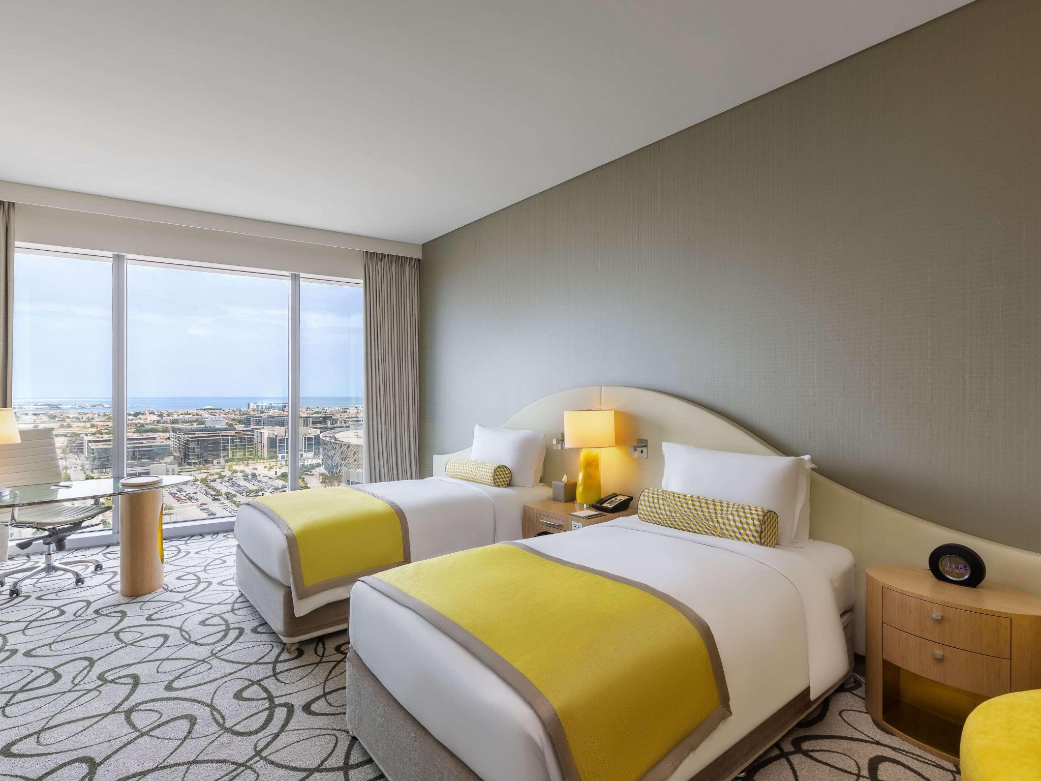 hotel-thumb