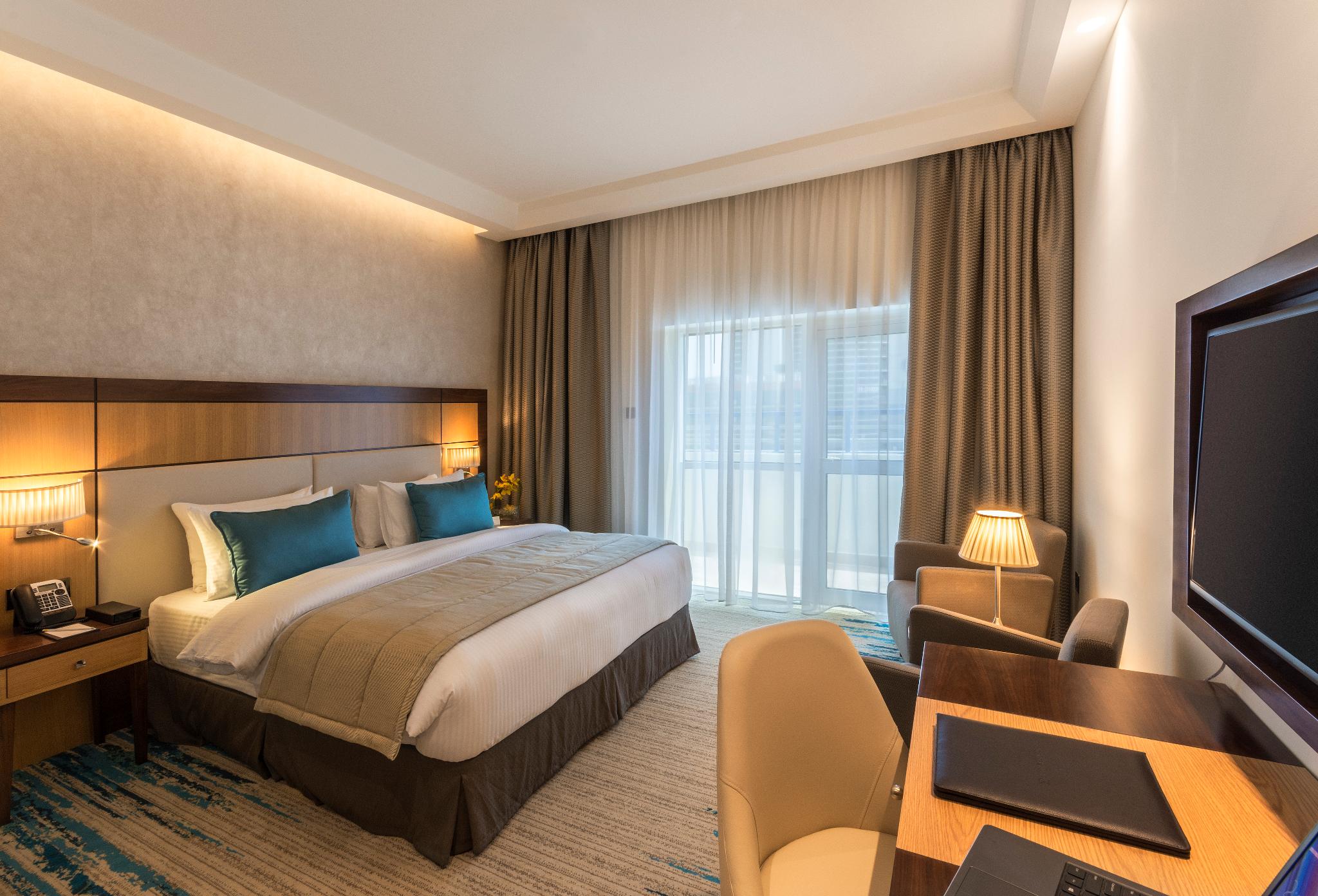 hotel-thumb