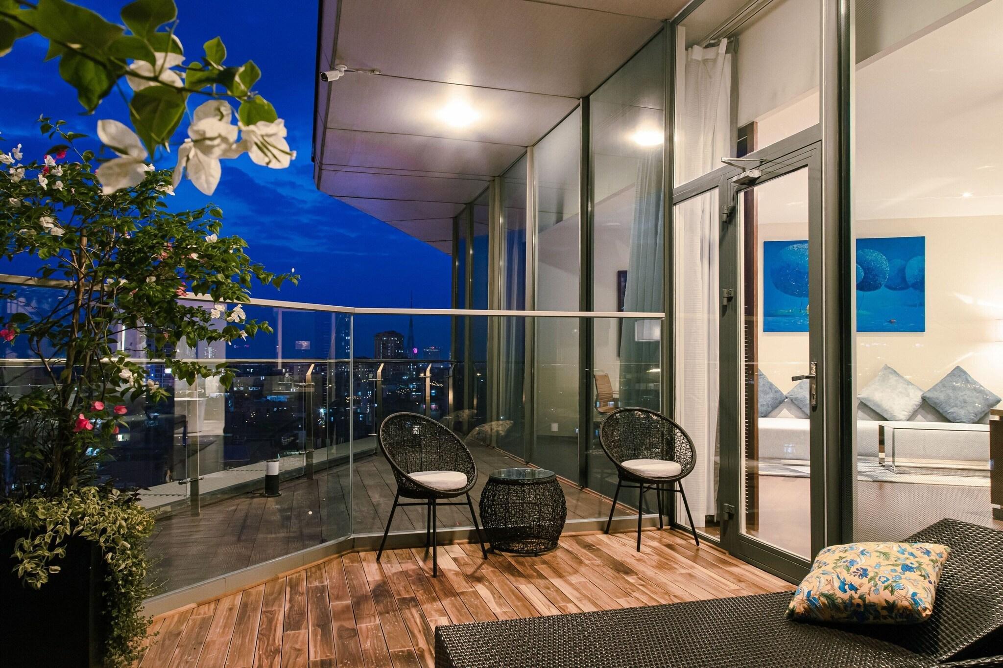 hotel-thumb