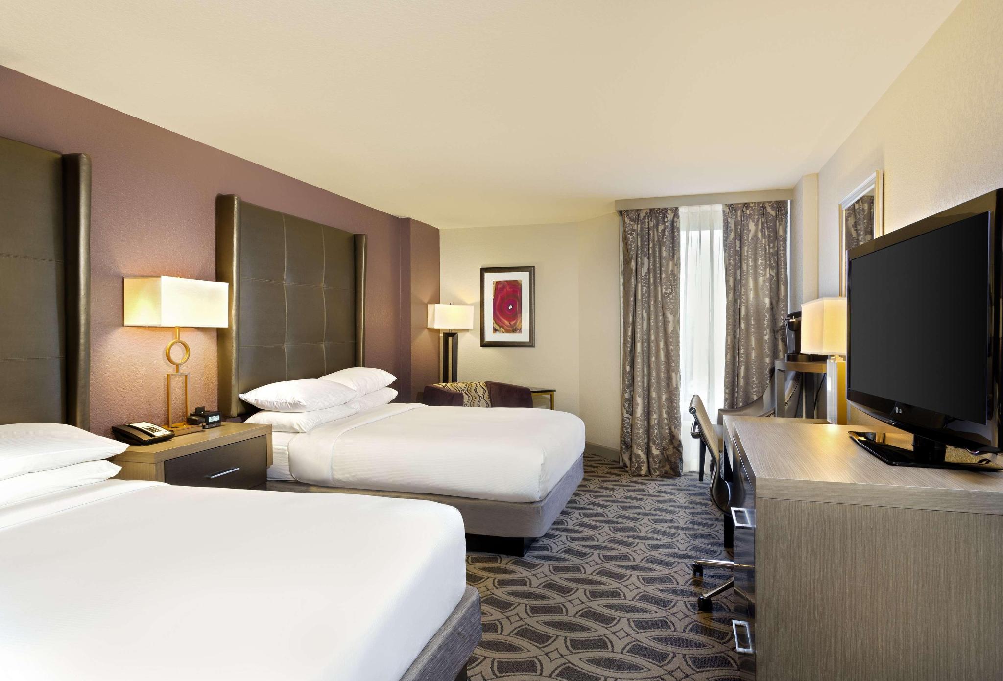 hotel-thumb