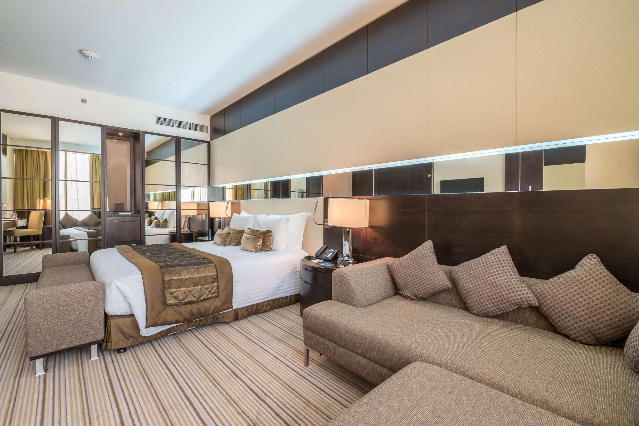 hotel-thumb