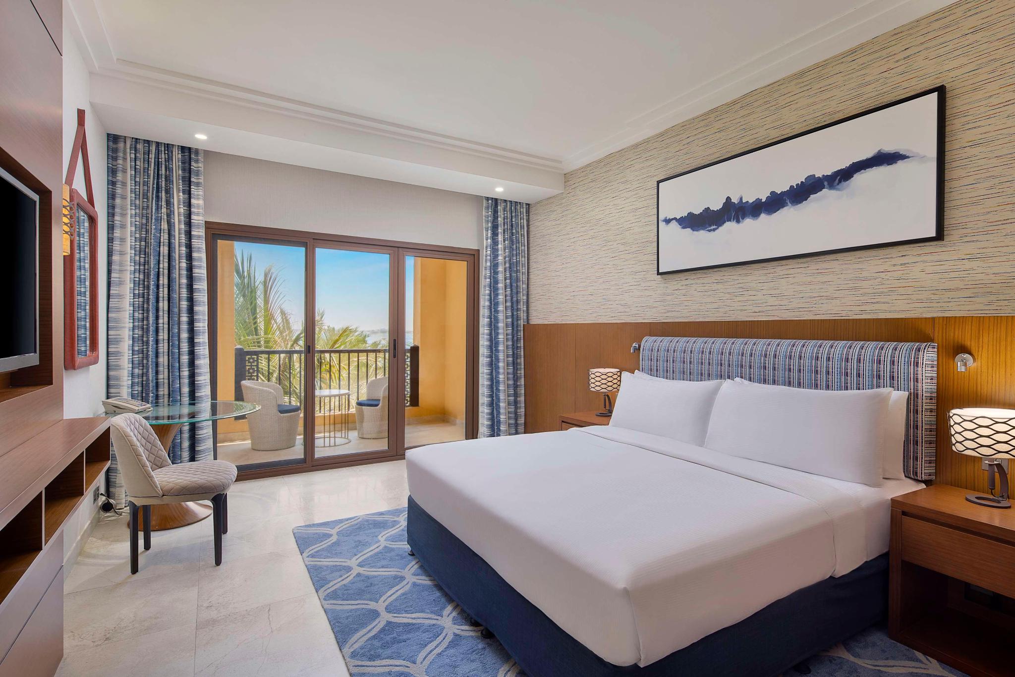 hotel-thumb