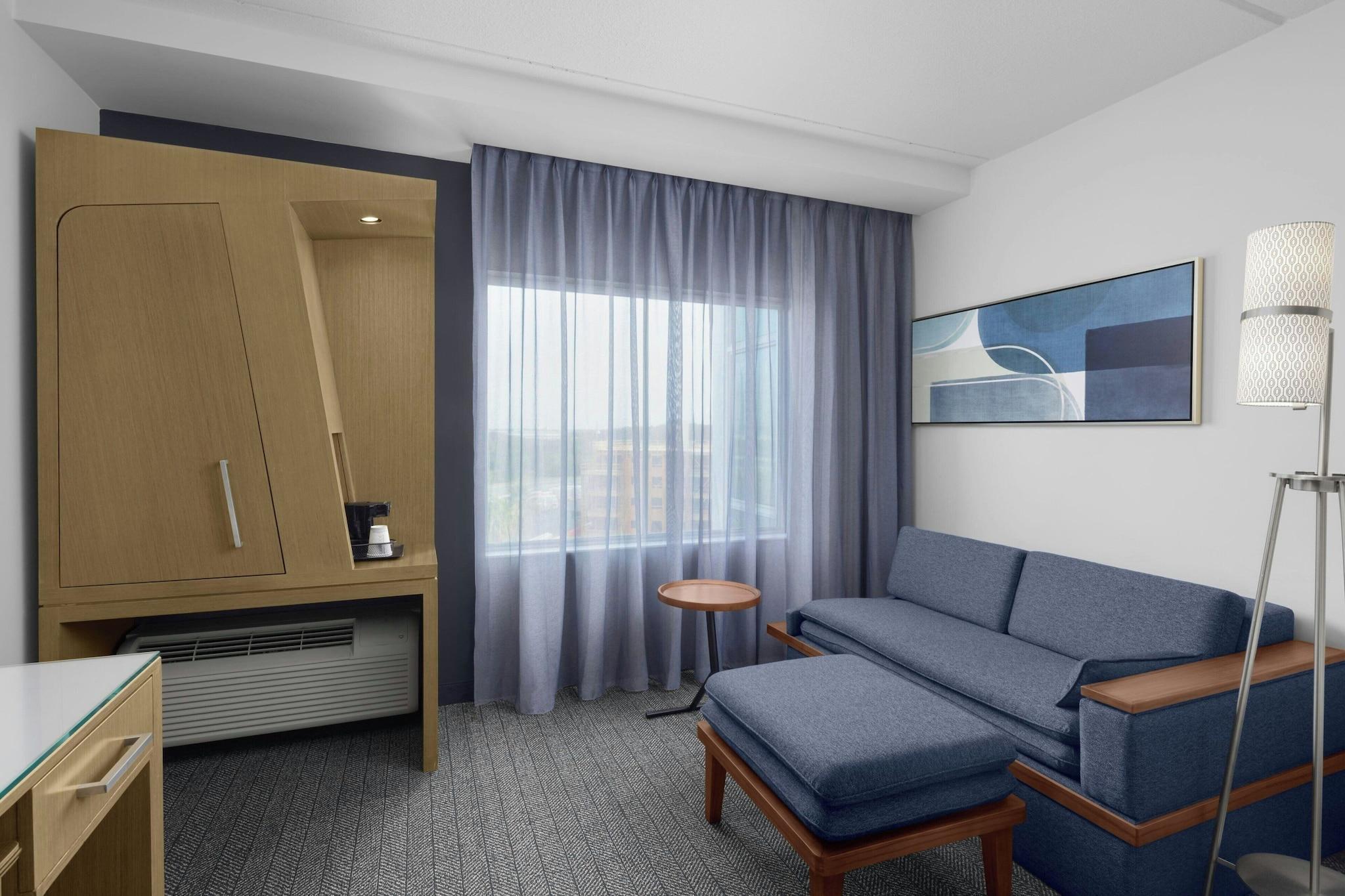 hotel-thumb
