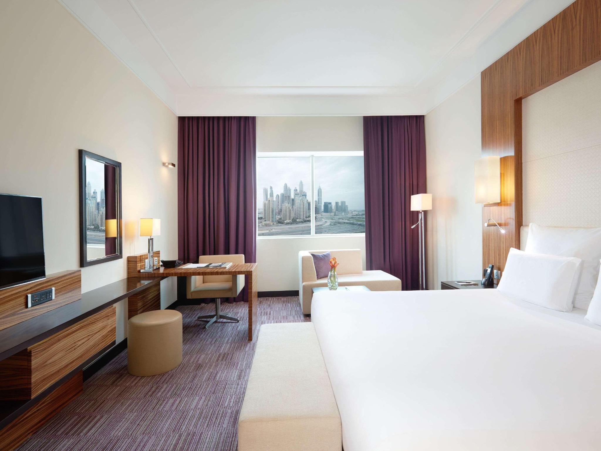 hotel-thumb