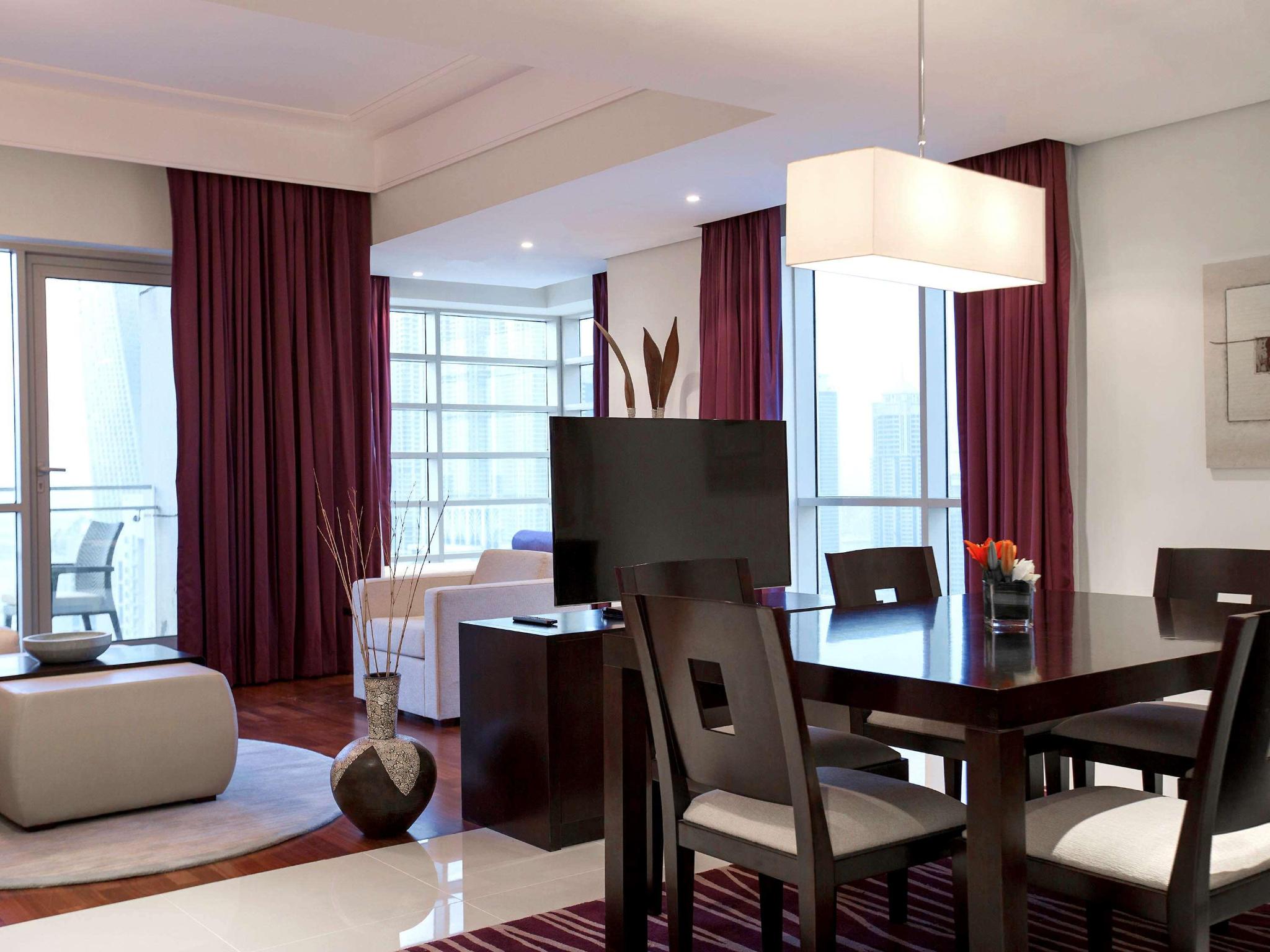 hotel-thumb