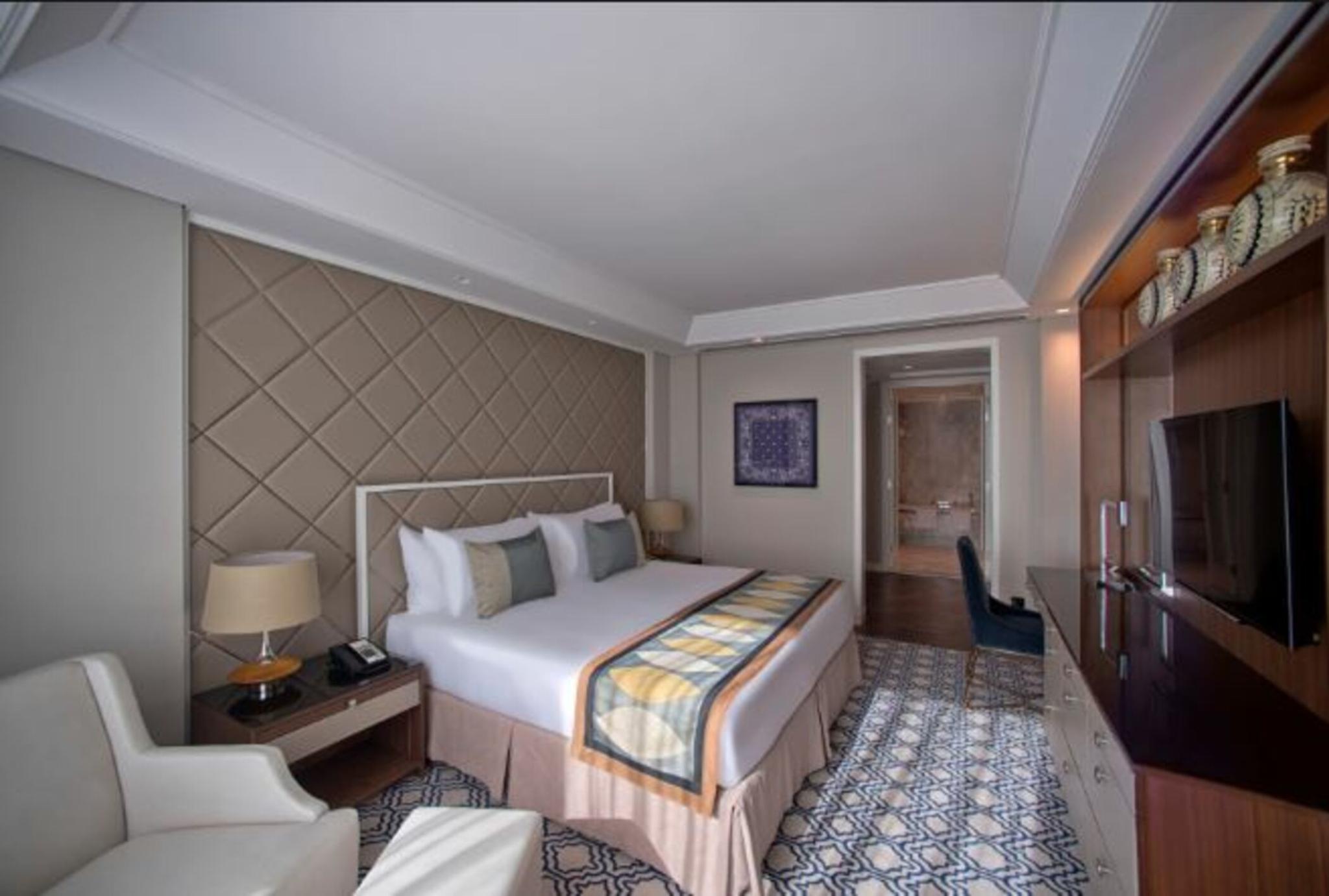 hotel-thumb