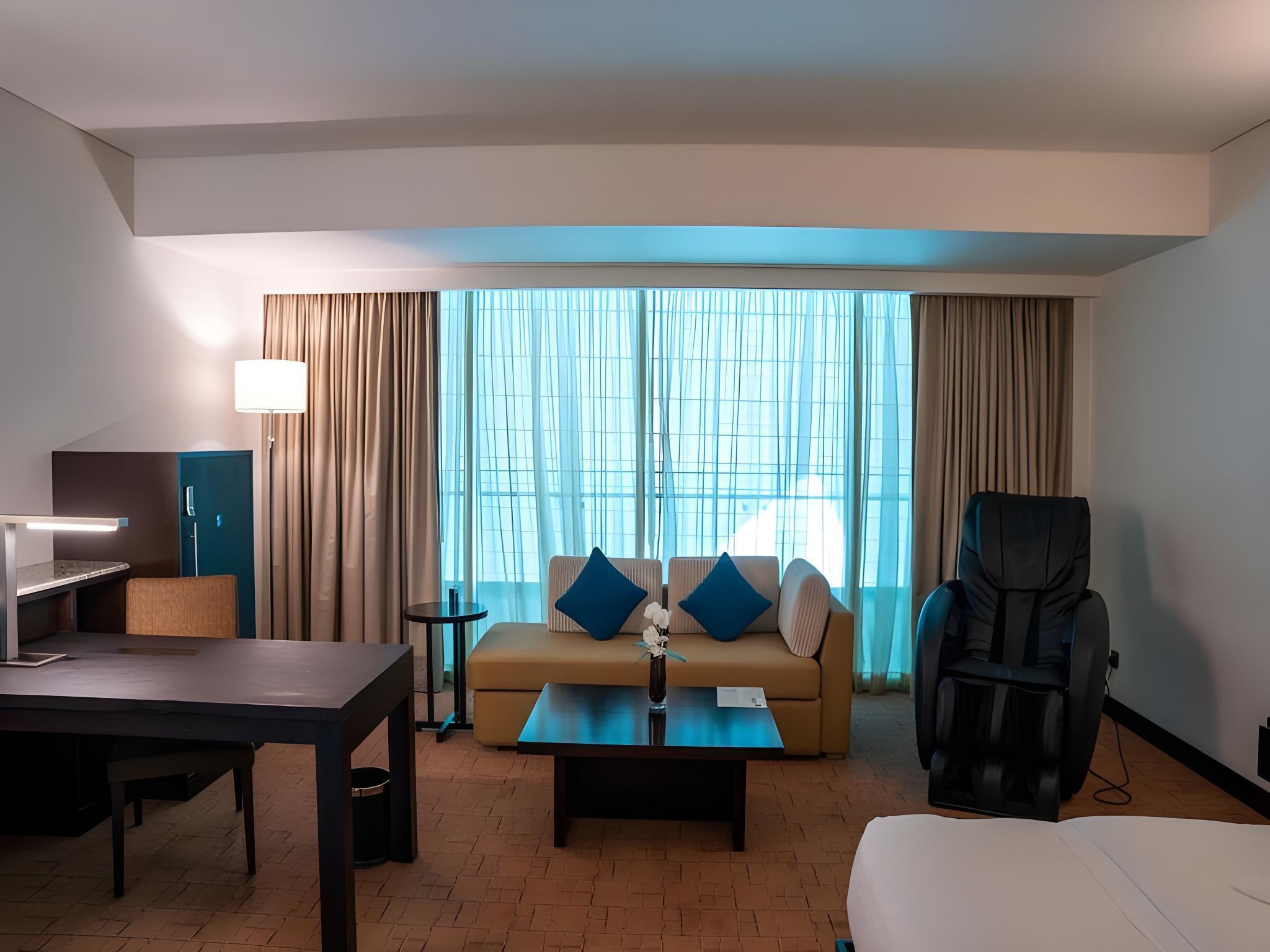 hotel-thumb