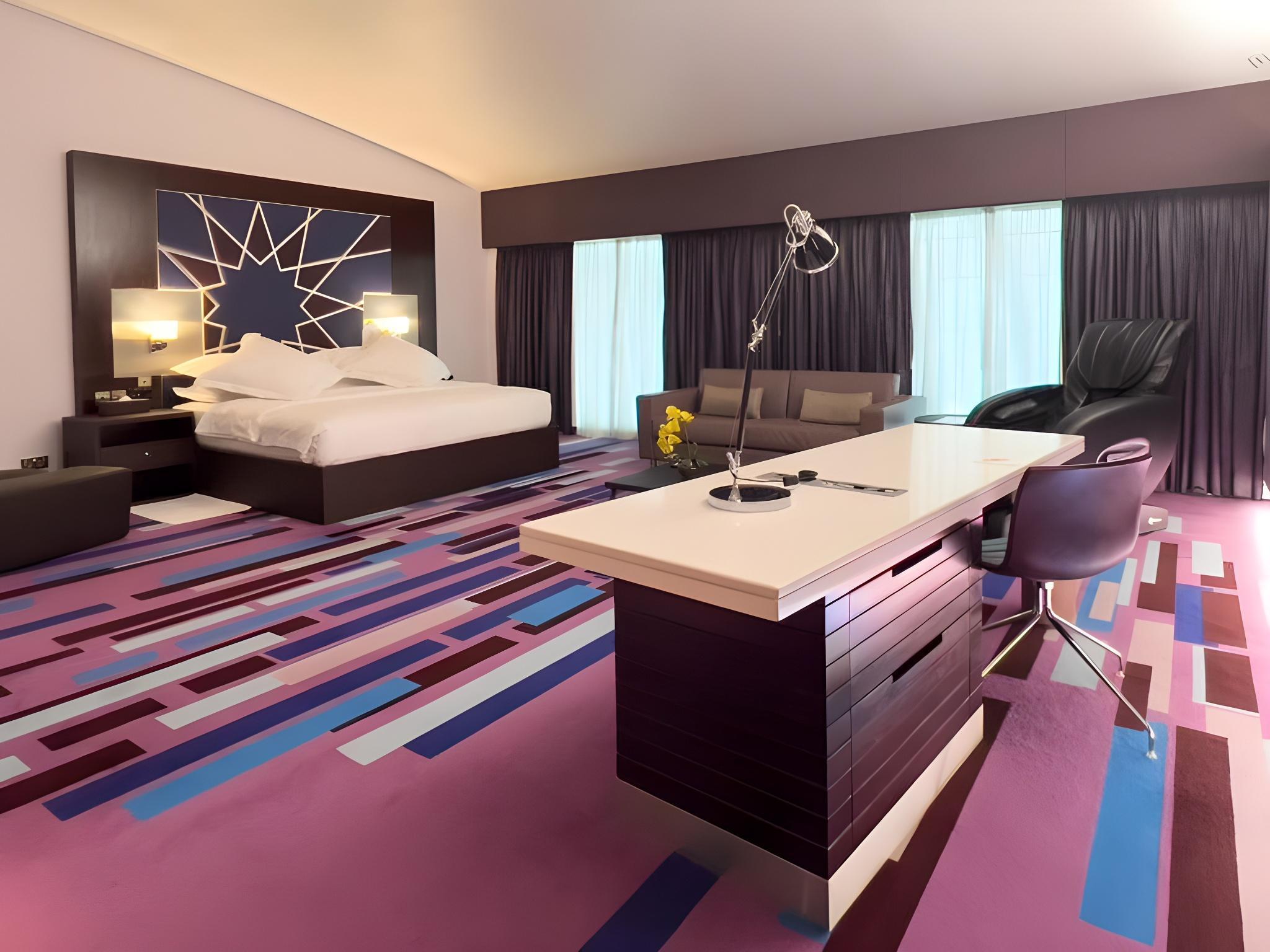 hotel-thumb