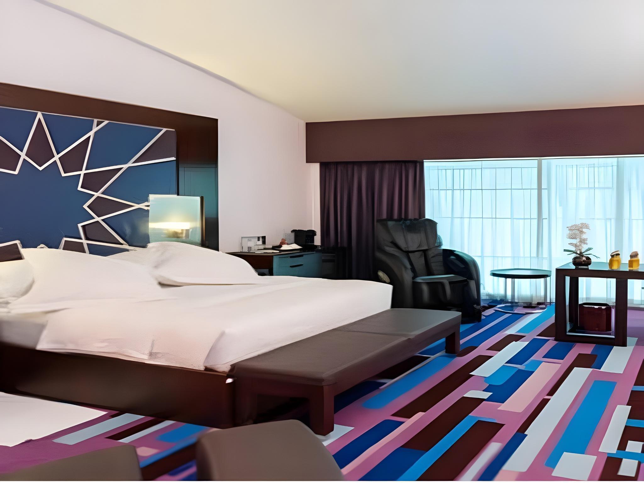 hotel-thumb