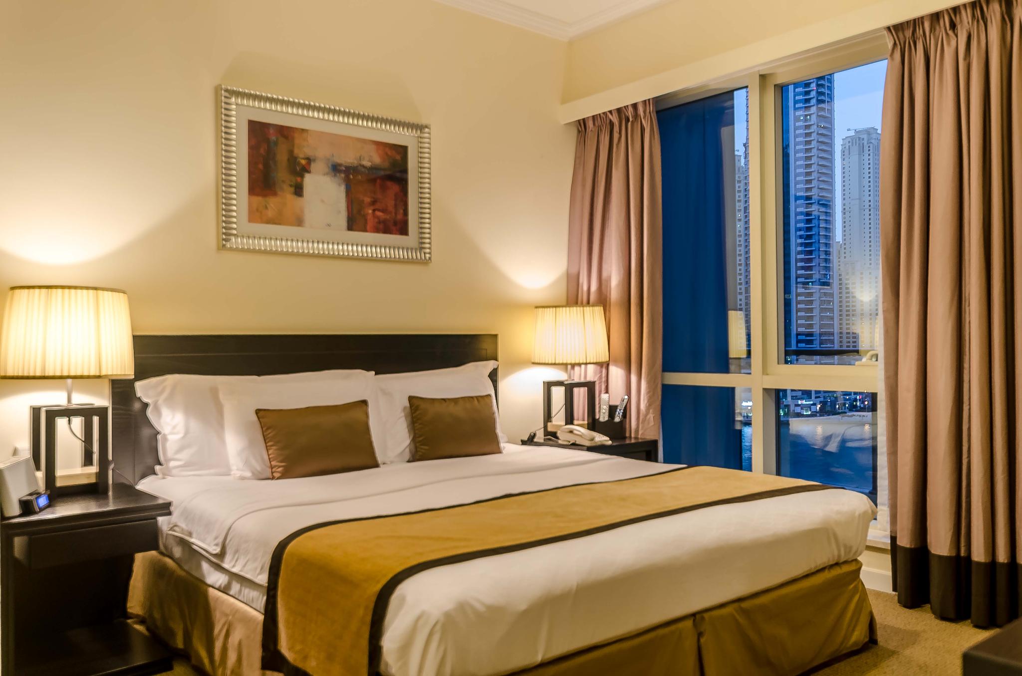 hotel-thumb