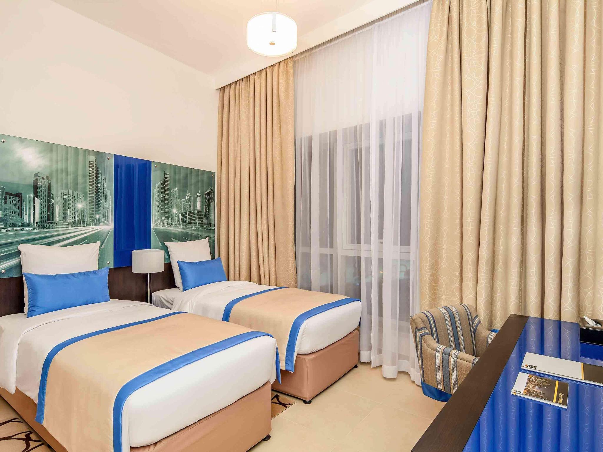 hotel-thumb