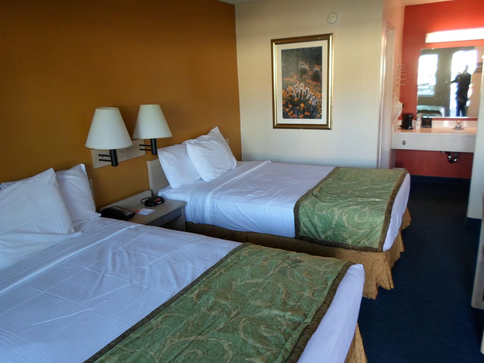 hotel-thumb