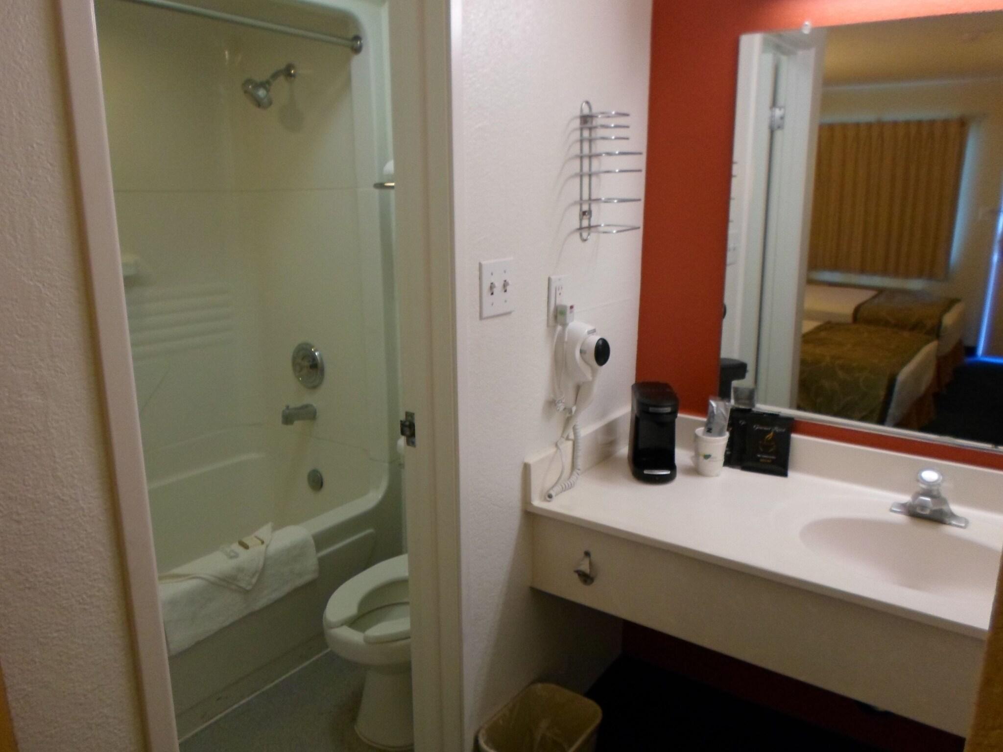 hotel-thumb