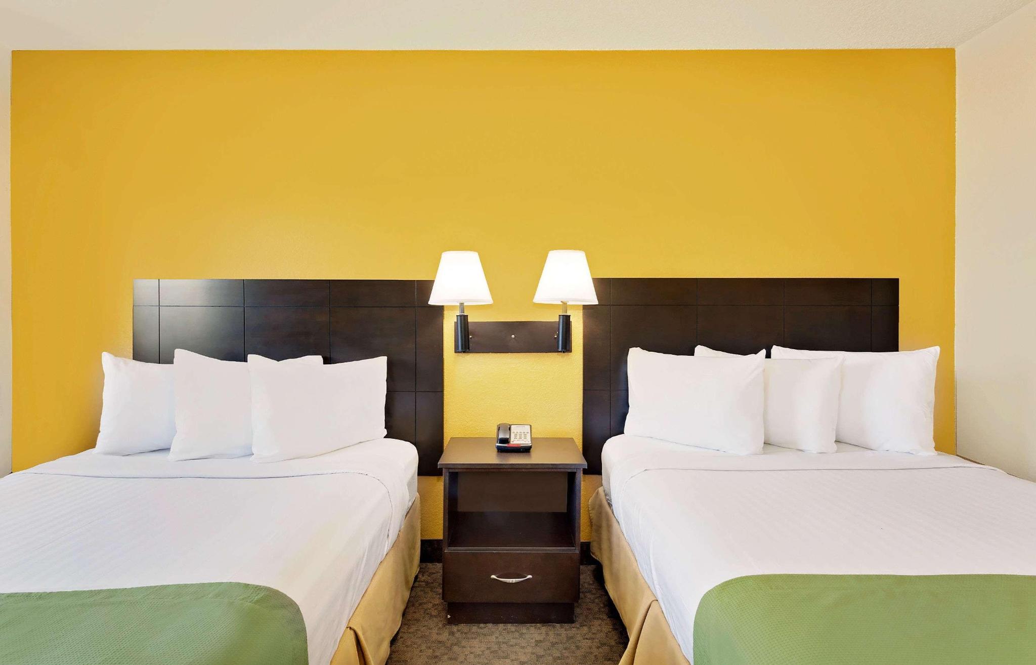 hotel-thumb