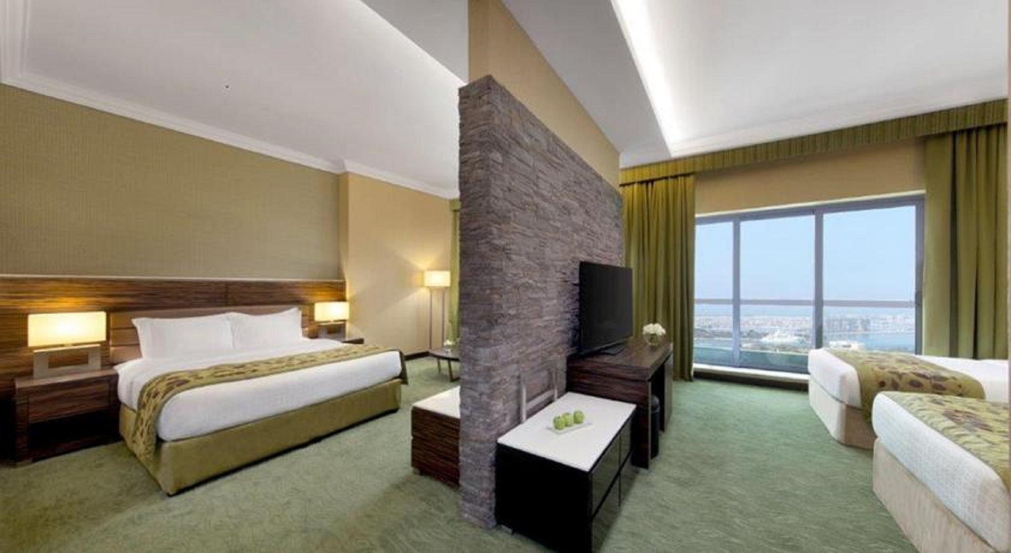 hotel-thumb