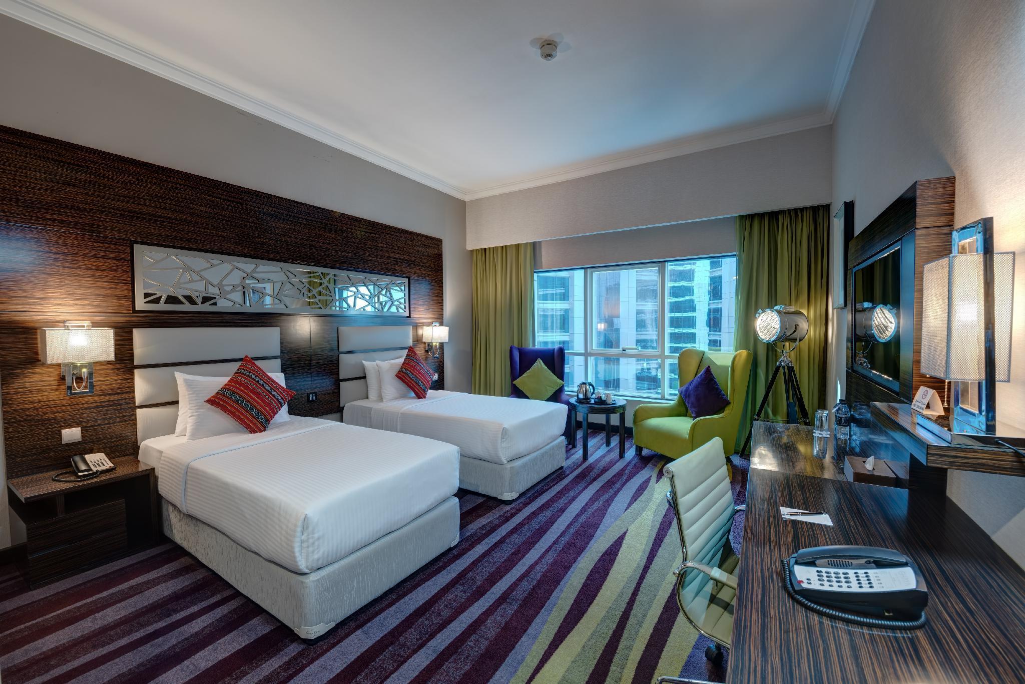 hotel-thumb