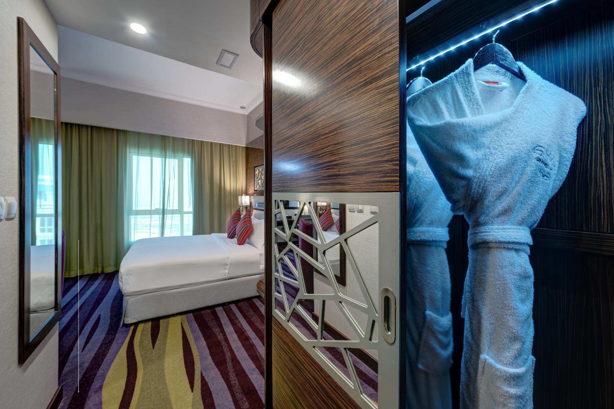 hotel-thumb