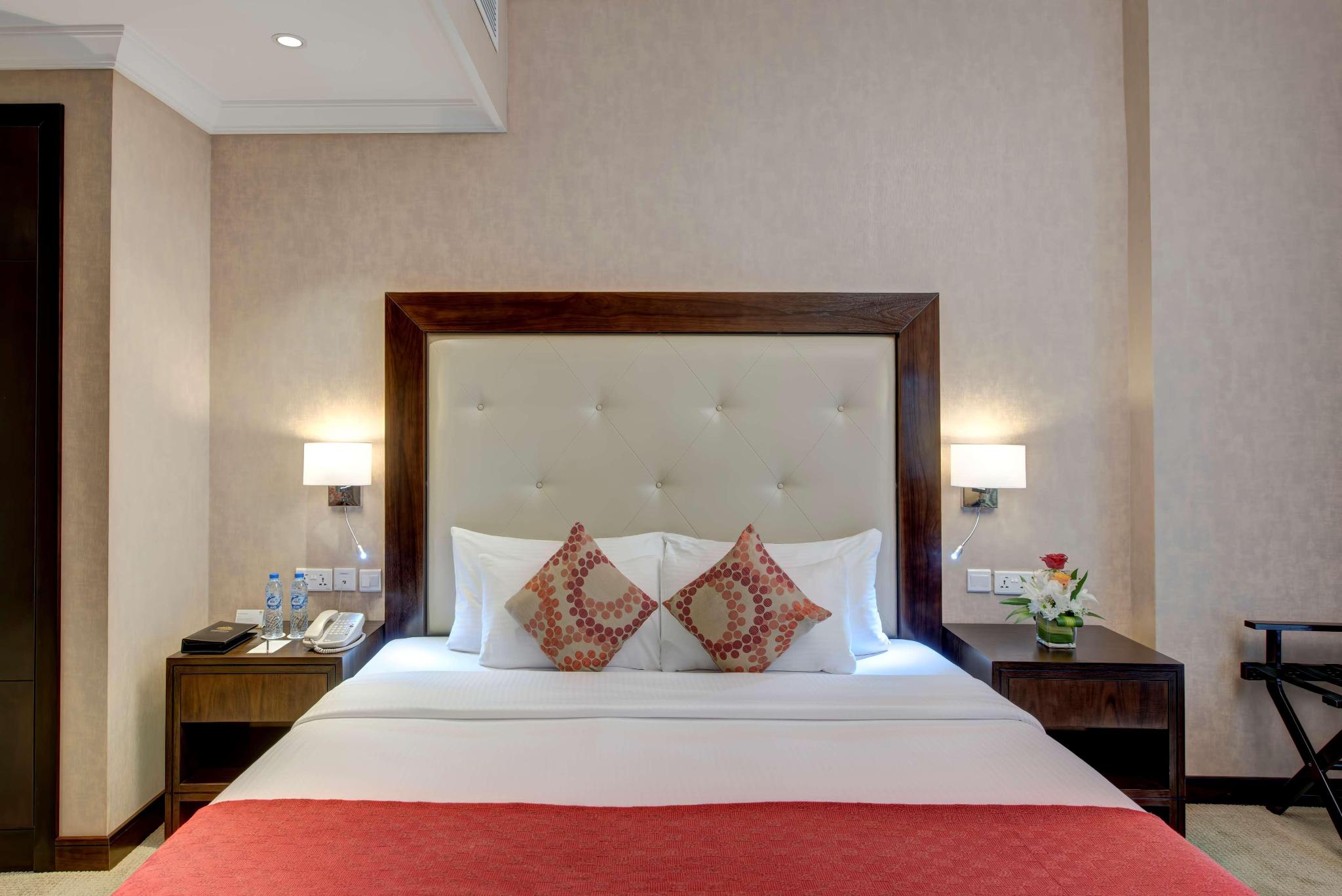 hotel-thumb
