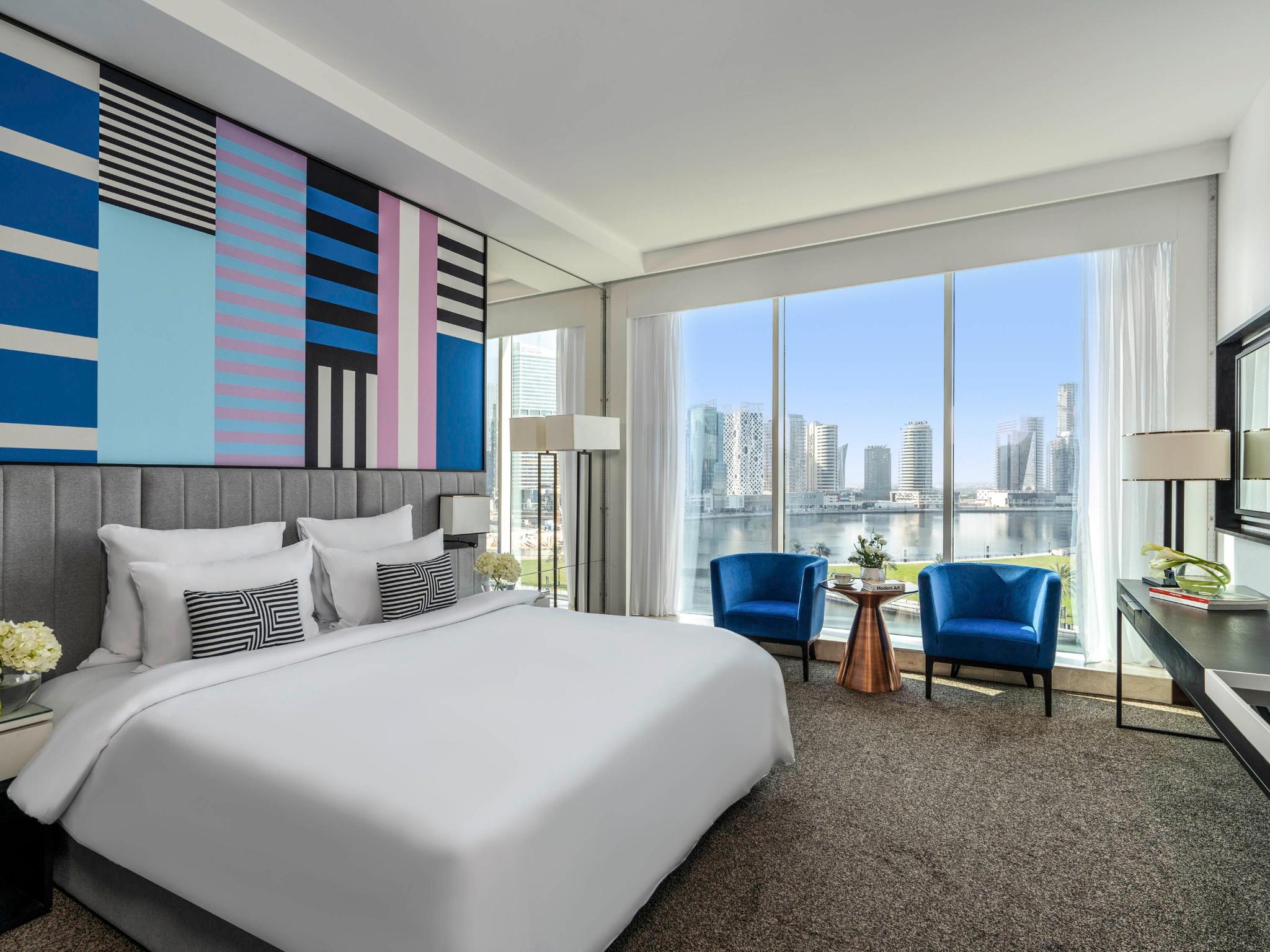hotel-thumb