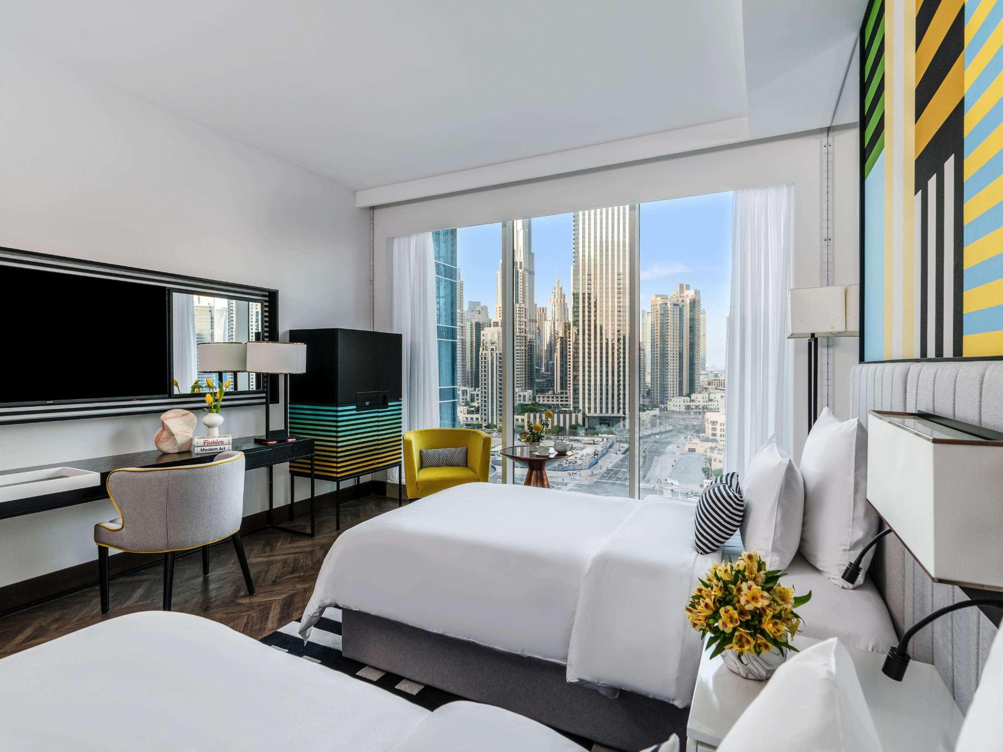 hotel-thumb