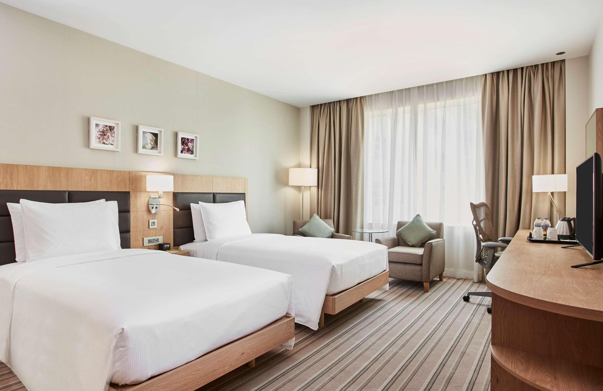 hotel-thumb