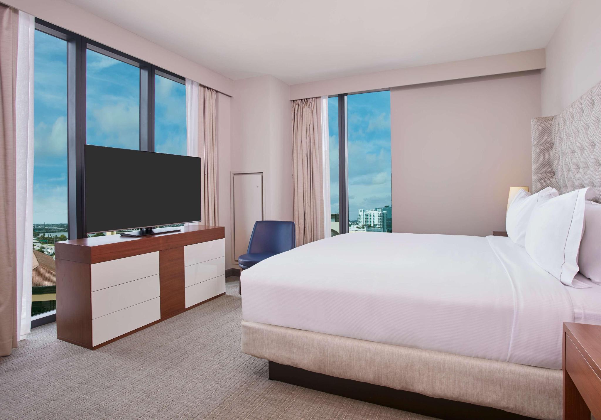 hotel-thumb