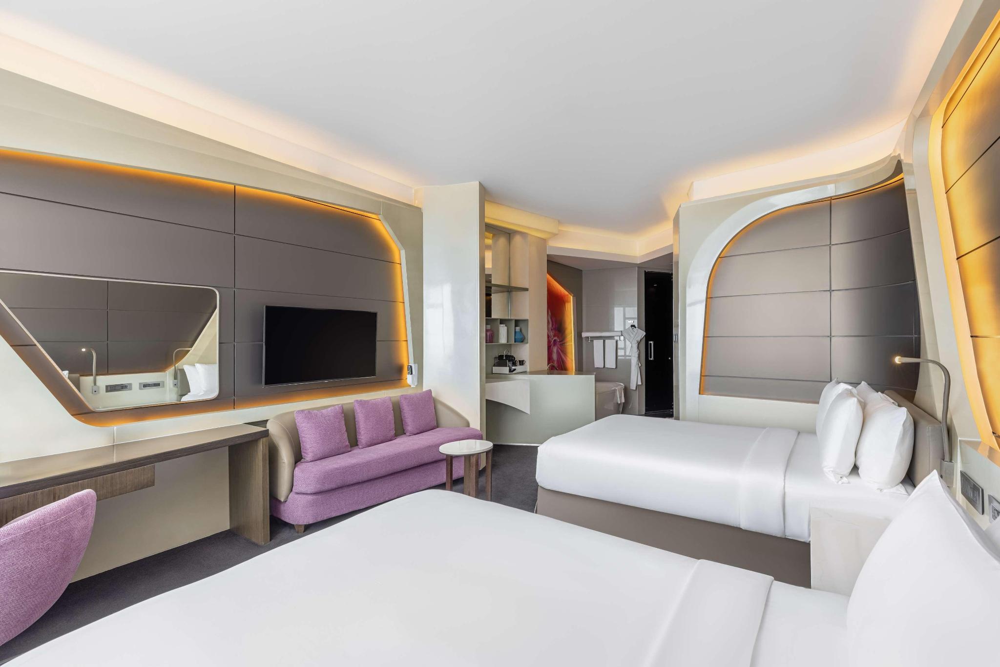 hotel-thumb