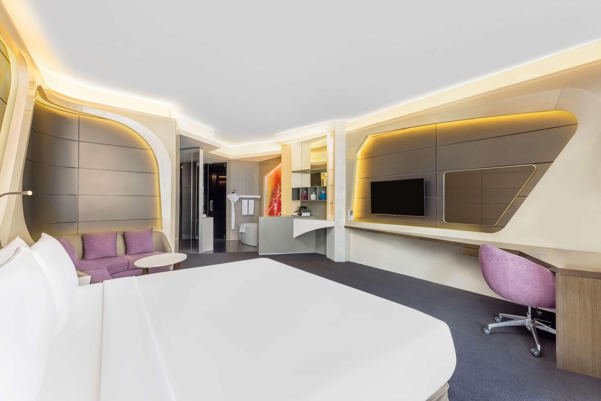 hotel-thumb